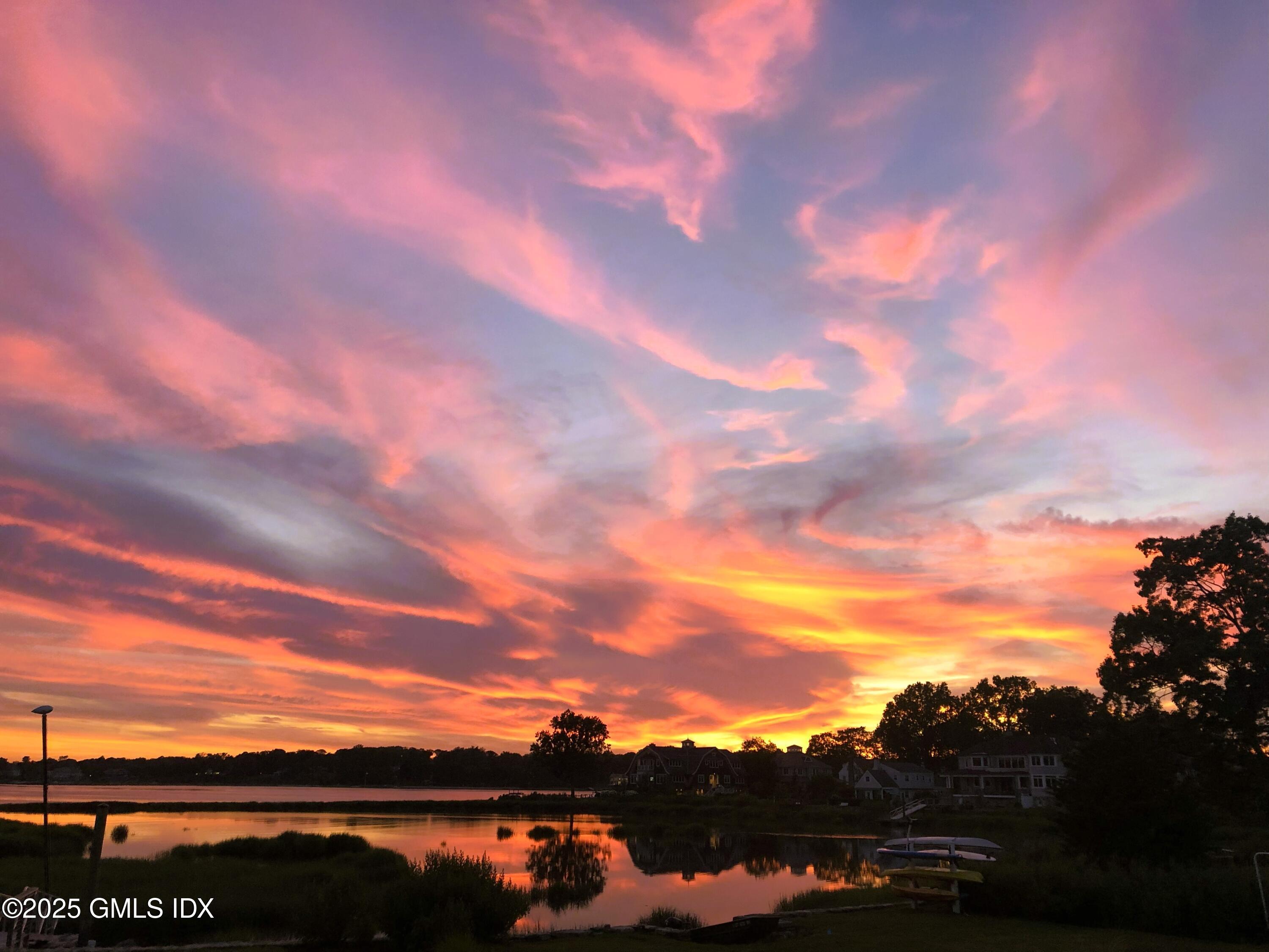 Old Greenwich, Connecticut 06870, United States, 5 Bedrooms Bedrooms, ,5 BathroomsBathrooms,Residential,Coming Soon,204122