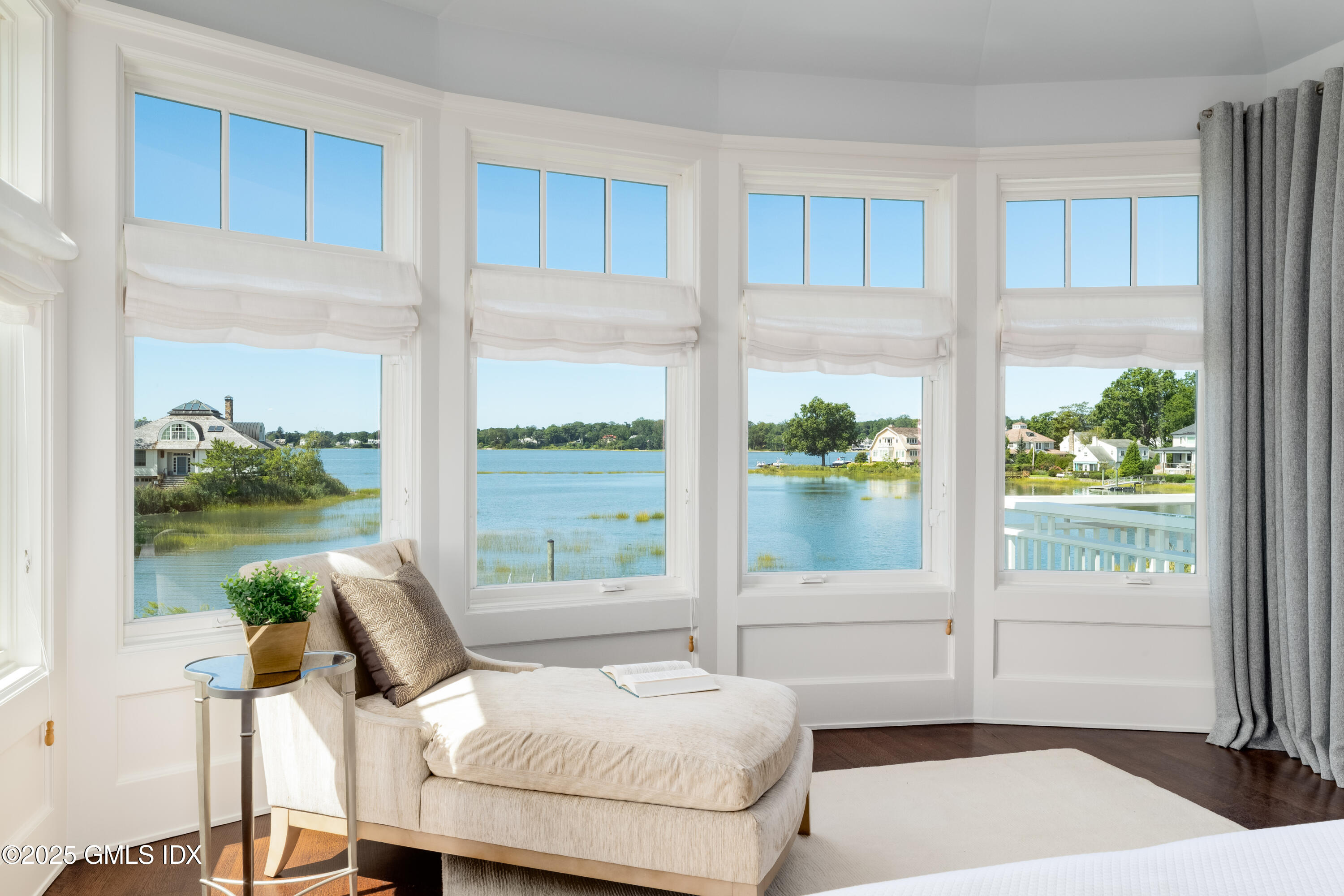 Old Greenwich, Connecticut 06870, United States, 5 Bedrooms Bedrooms, ,5 BathroomsBathrooms,Residential,Coming Soon,204122