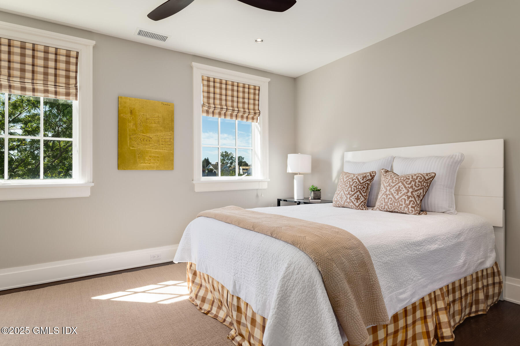 Old Greenwich, Connecticut 06870, United States, 5 Bedrooms Bedrooms, ,5 BathroomsBathrooms,Residential,Coming Soon,204122