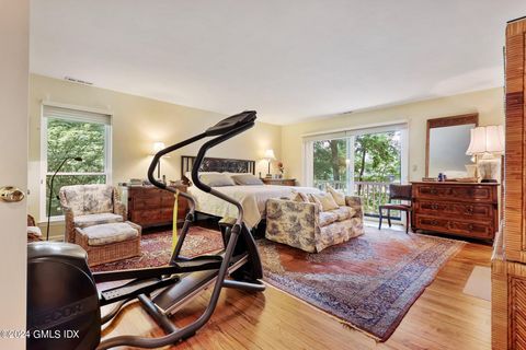 A home in Cos Cob