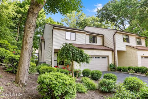 A home in Cos Cob