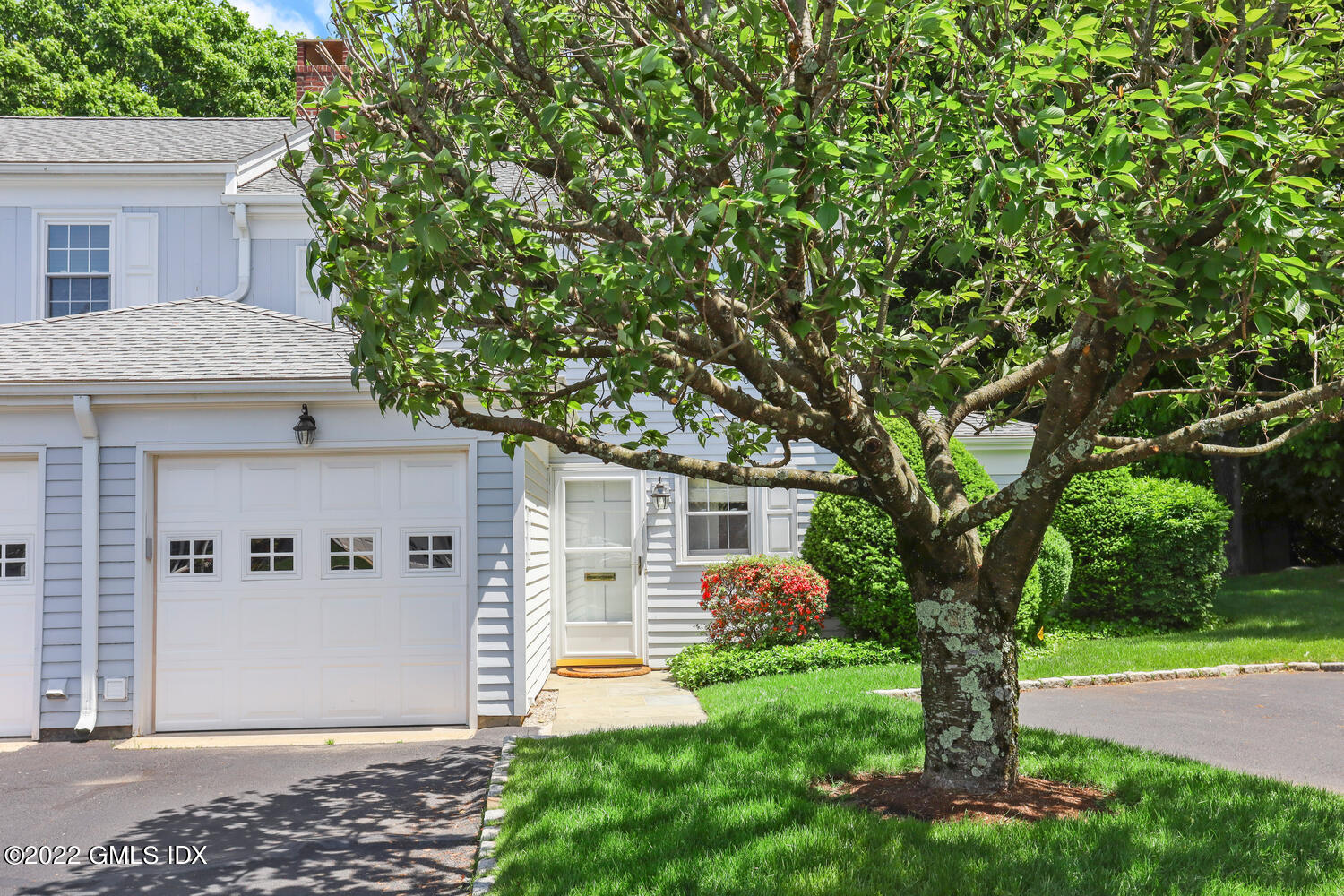 Property for Sale at 17 Le Grande Avenue, Greenwich, Connecticut - Bedrooms: 3 
Bathrooms: 3  - $935,000