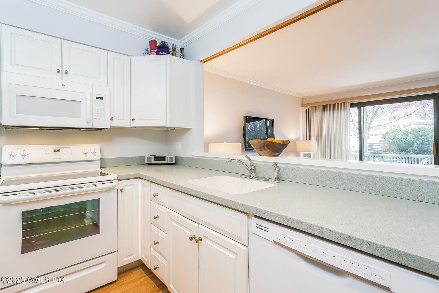 Old Greenwich, Connecticut 06870, United States, ,1 BathroomBathrooms,Residential,Active,233227