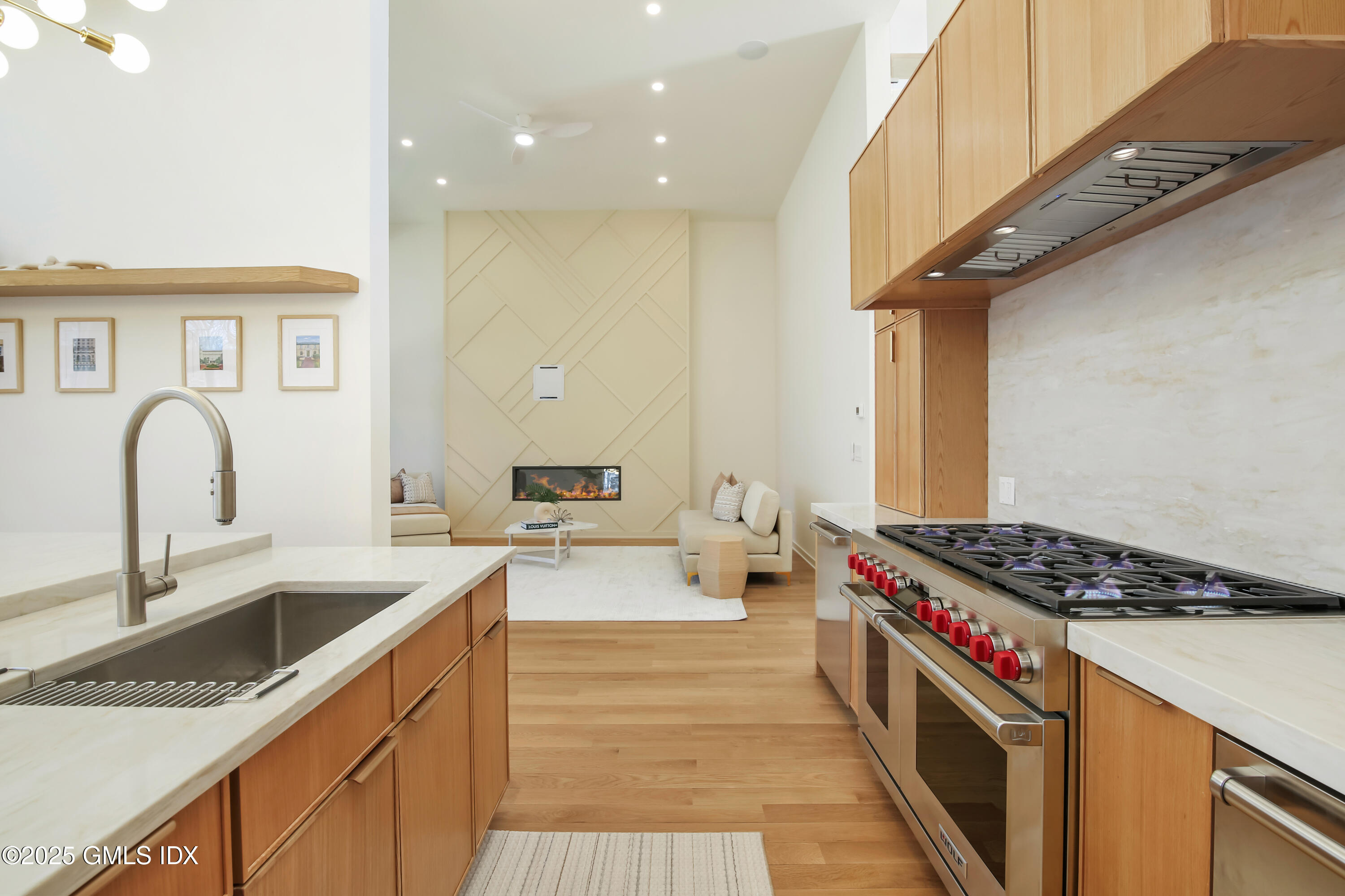 Greenwich, Connecticut 06831, United States, 7 Bedrooms Bedrooms, ,7 BathroomsBathrooms,Residential,Active,104330