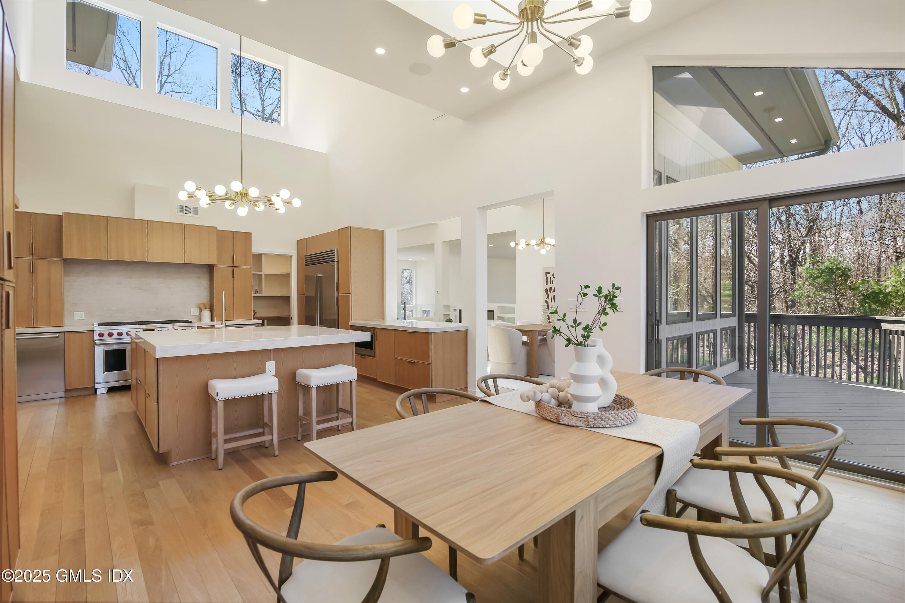 Greenwich, Connecticut 06831, United States, 7 Bedrooms Bedrooms, ,7 BathroomsBathrooms,Residential,Active,104330