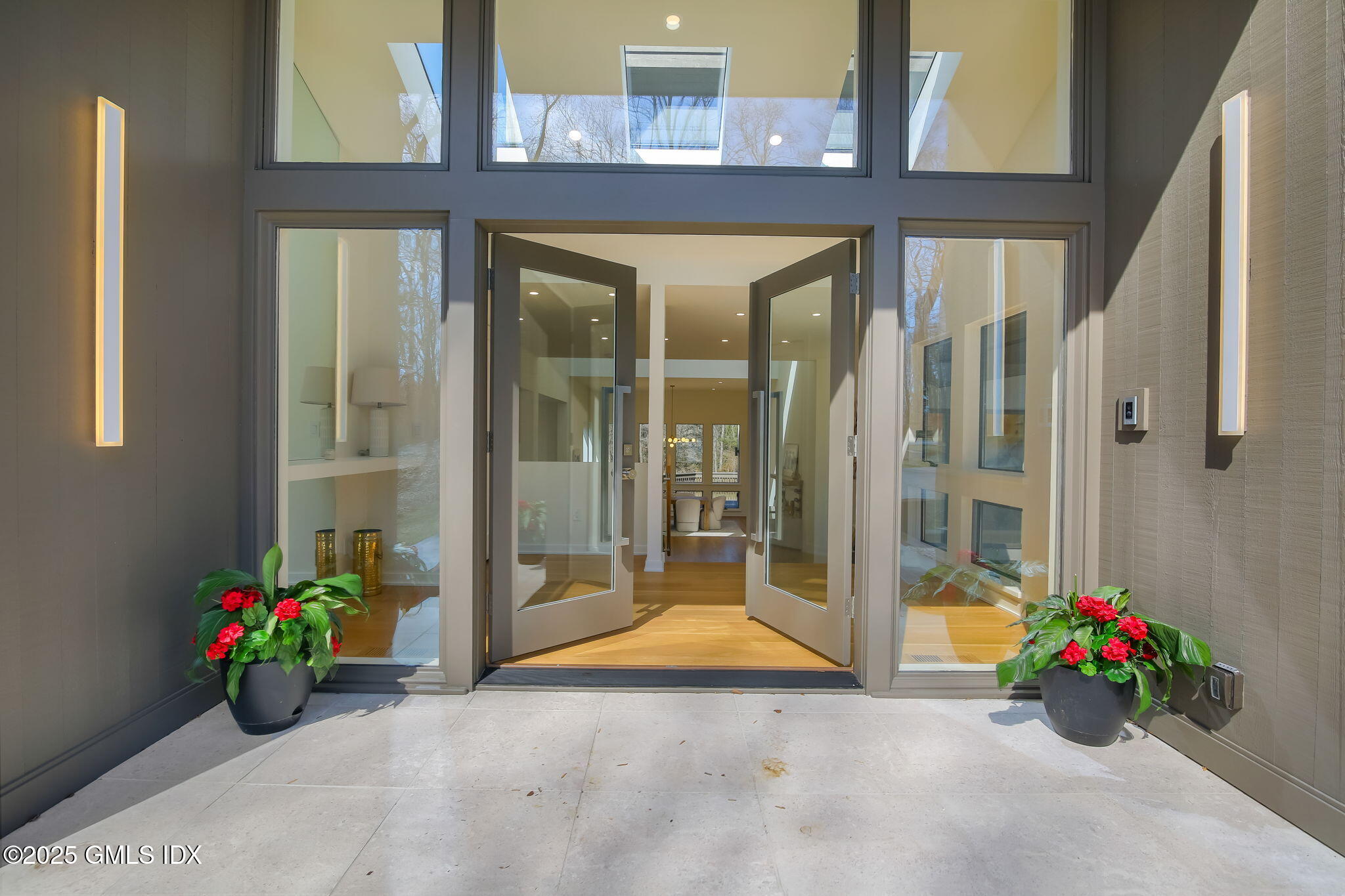 Greenwich, Connecticut 06831, United States, 7 Bedrooms Bedrooms, ,7 BathroomsBathrooms,Residential,Active,104330