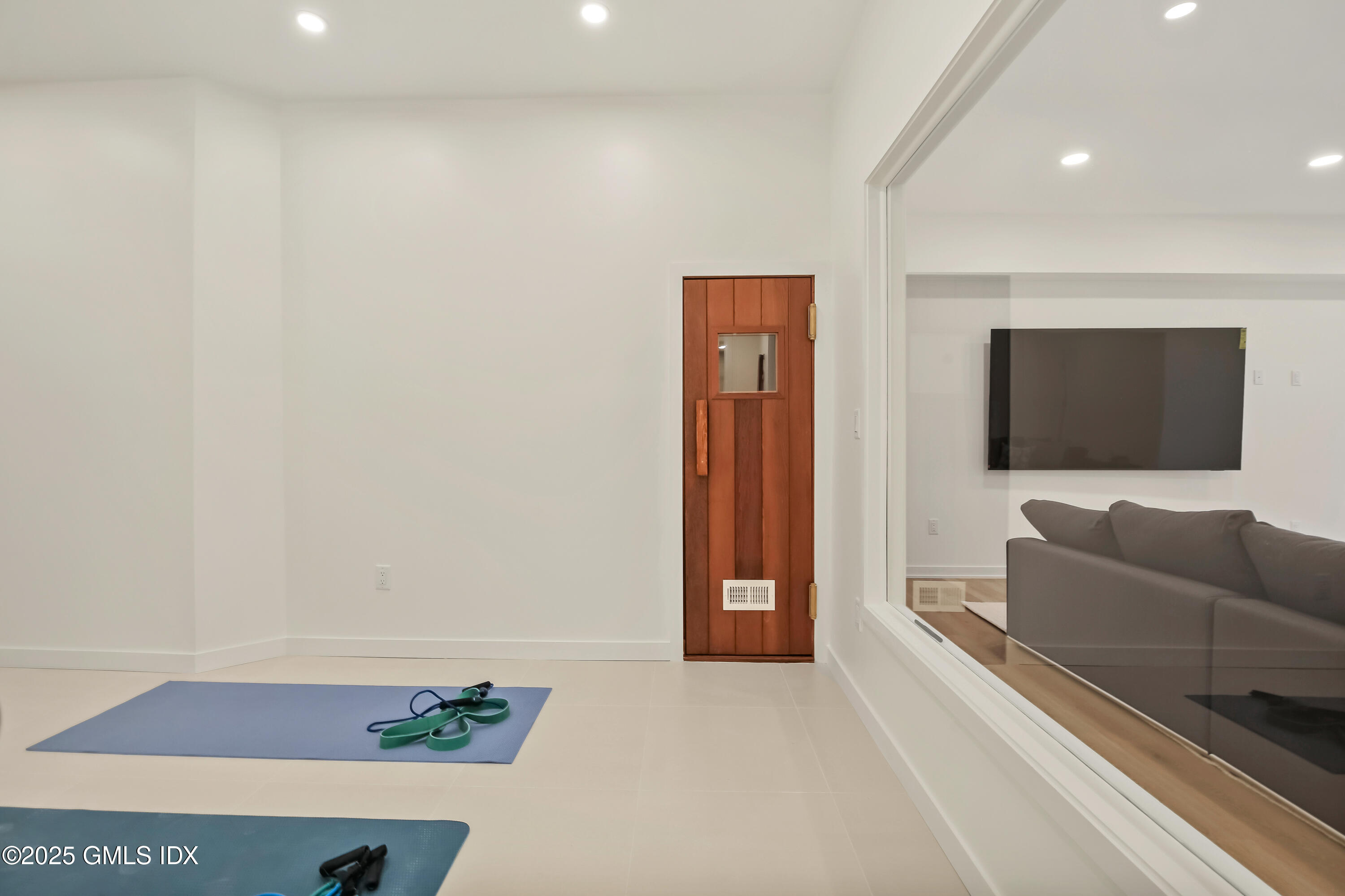 Greenwich, Connecticut 06831, United States, 7 Bedrooms Bedrooms, ,7 BathroomsBathrooms,Residential,Active,104330