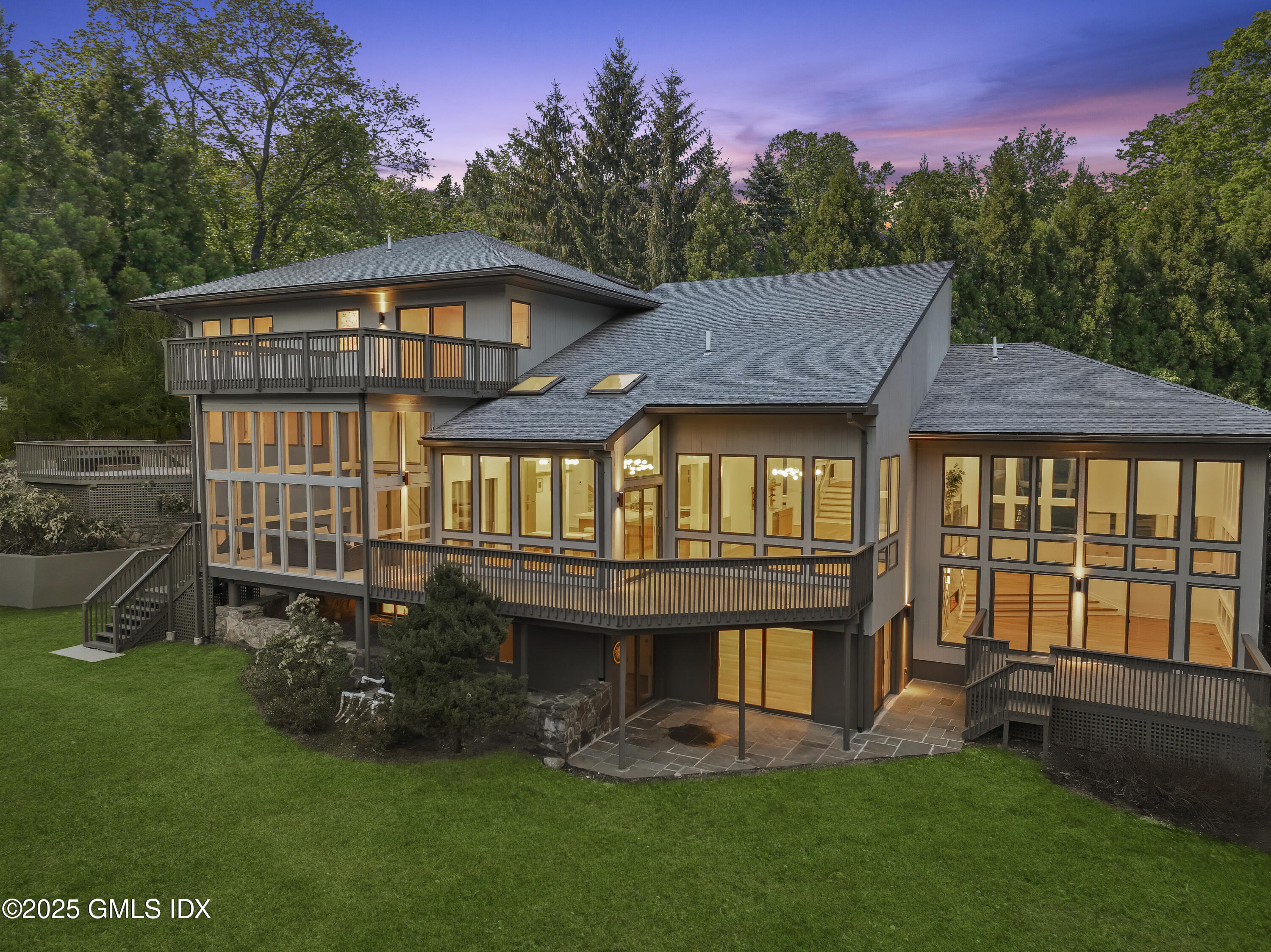 Greenwich, Connecticut 06831, United States, 7 Bedrooms Bedrooms, ,7 BathroomsBathrooms,Residential,Active,104330