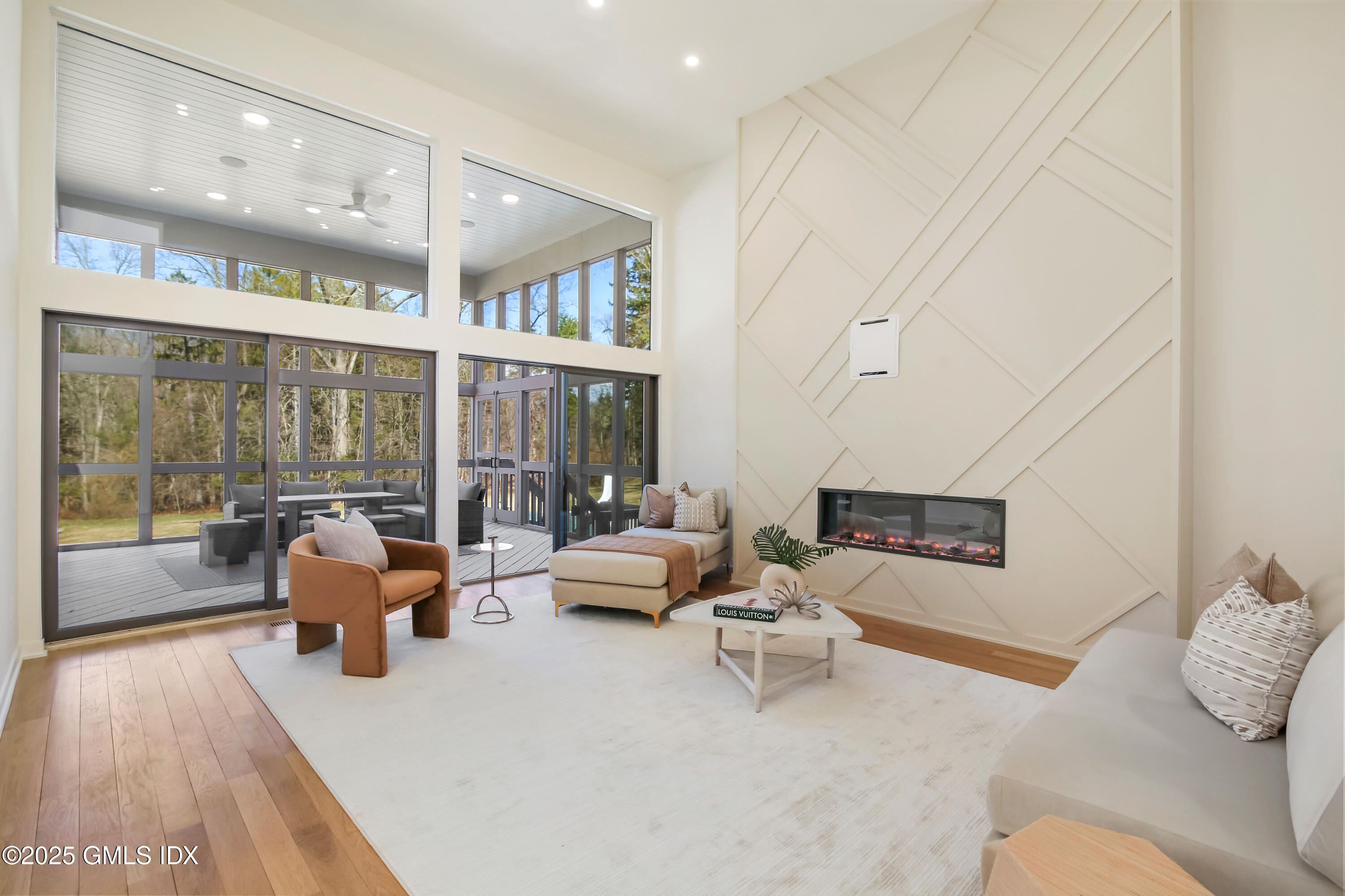 Greenwich, Connecticut 06831, United States, 7 Bedrooms Bedrooms, ,7 BathroomsBathrooms,Residential,Active,104330