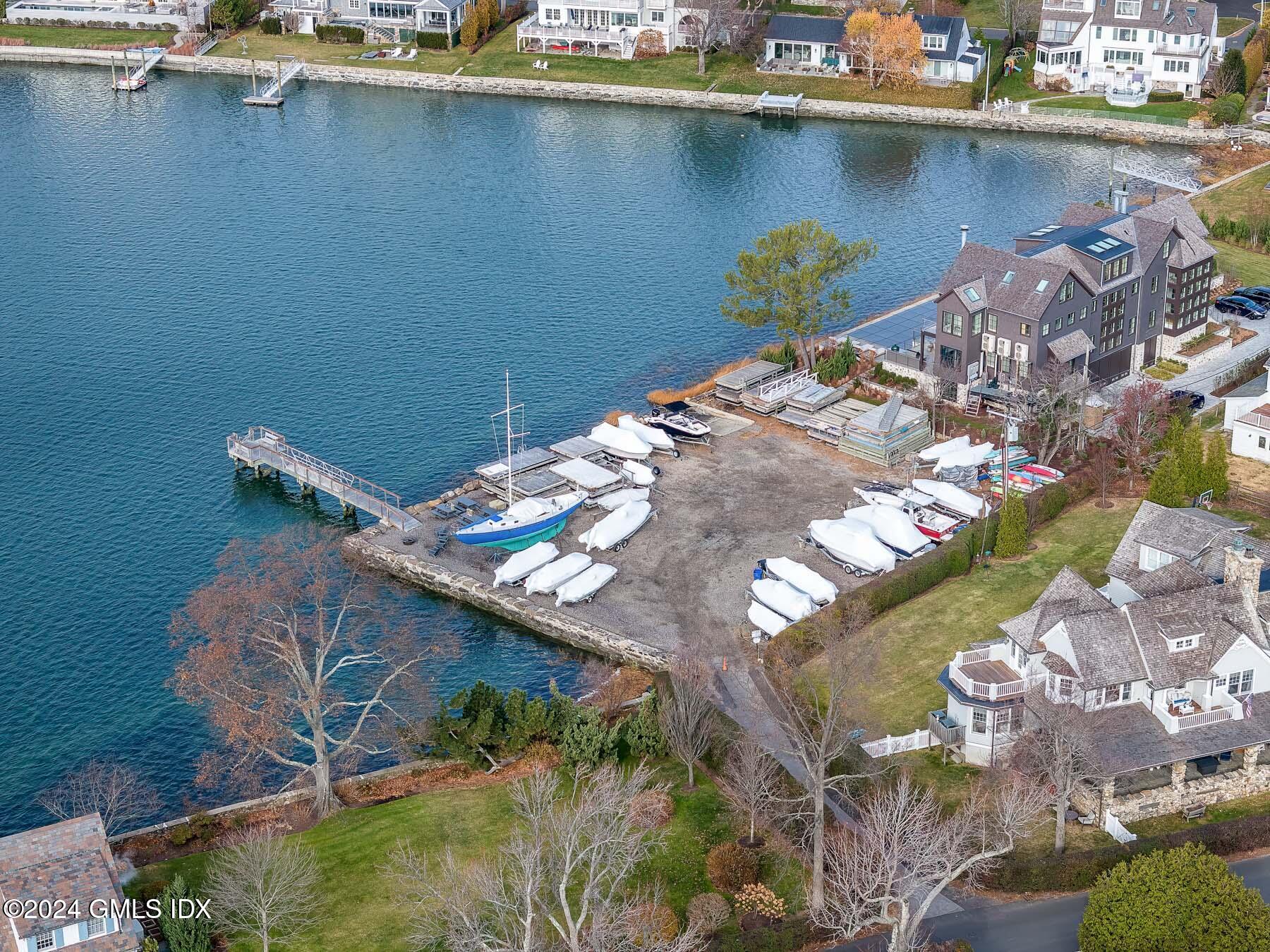 Old Greenwich, Connecticut 06870, United States, 4 Bedrooms Bedrooms, ,3 BathroomsBathrooms,Residential,Active,135997