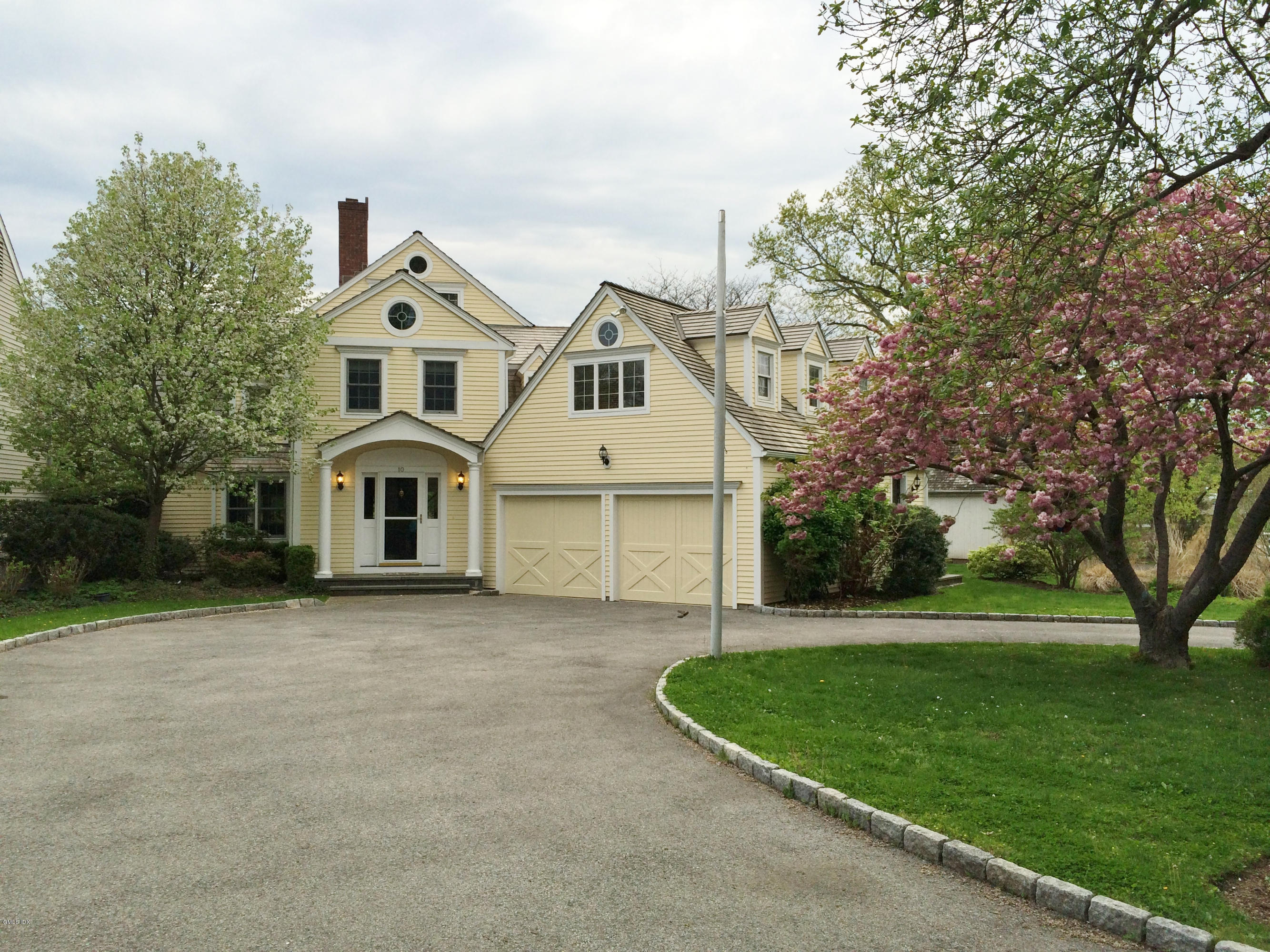 Photo 1 of 10 Top Gallant Road, Stamford, Connecticut, $1,271,000, Web #: 89589