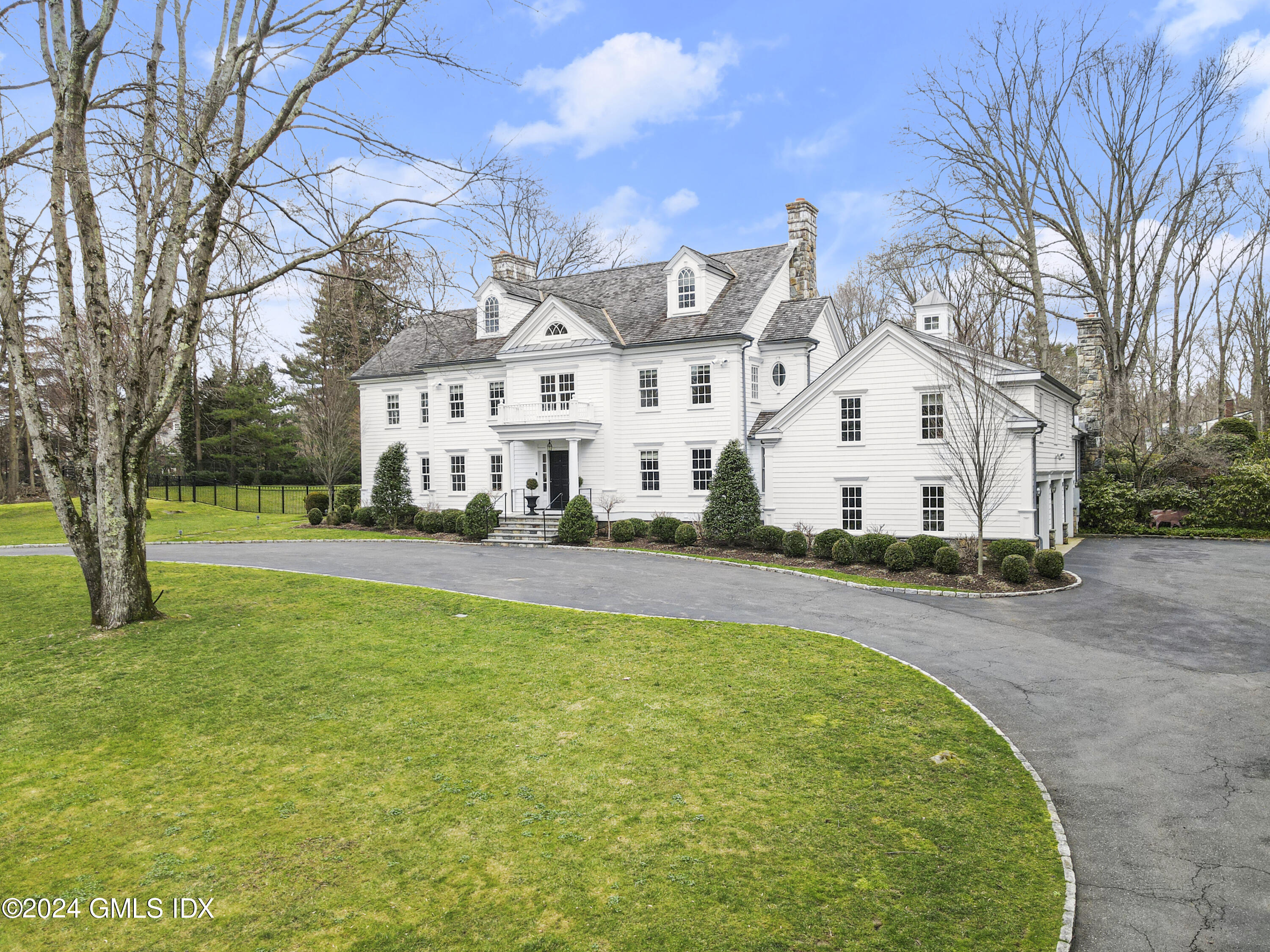 Property for Sale at 2 Lauder Way, Greenwich, Connecticut - Bedrooms: 6 
Bathrooms: 7.5  - $6,625,000