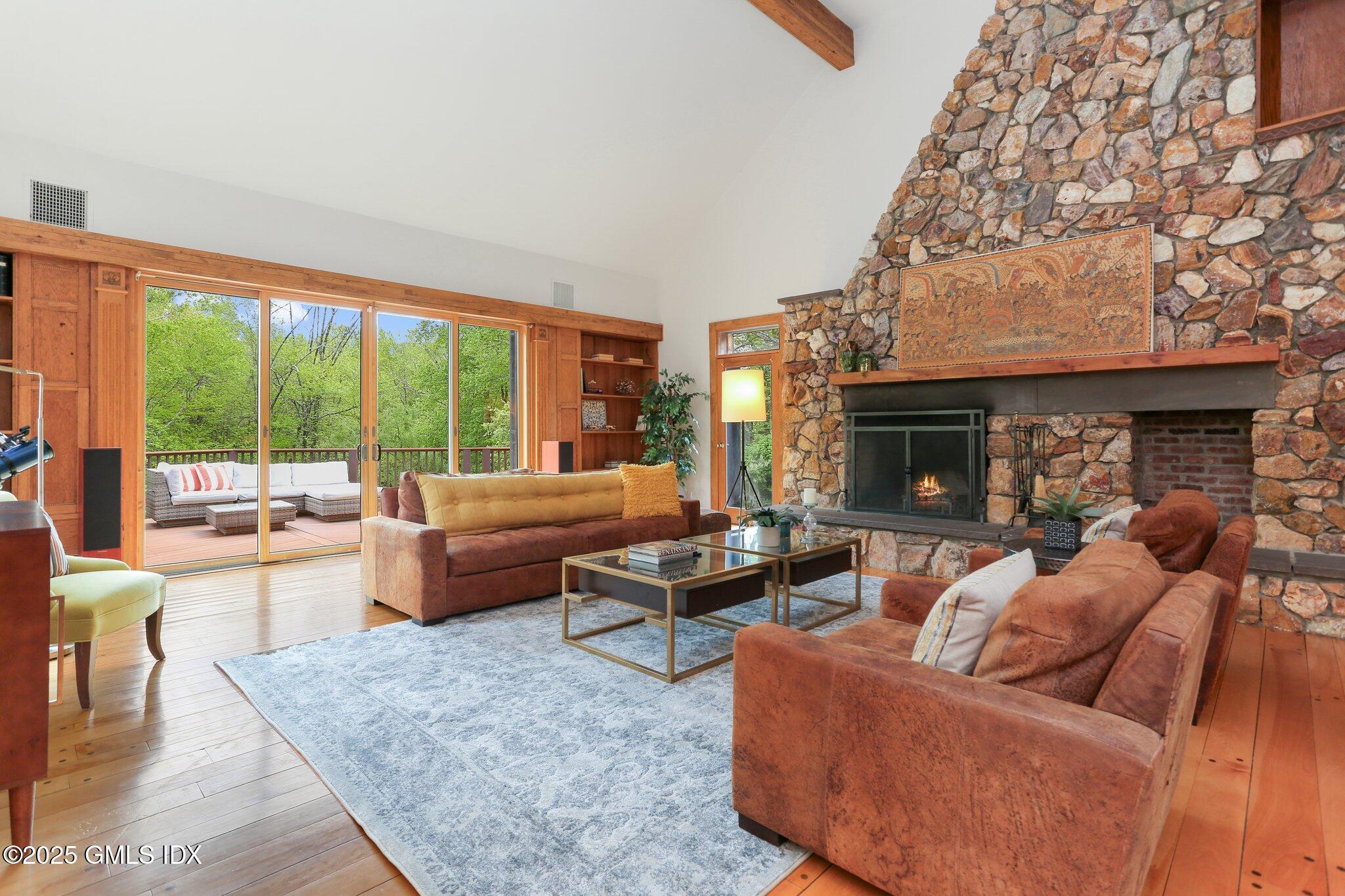 Greenwich, Connecticut 06831, United States, 6 Bedrooms Bedrooms, ,6 BathroomsBathrooms,Residential,Active,125171