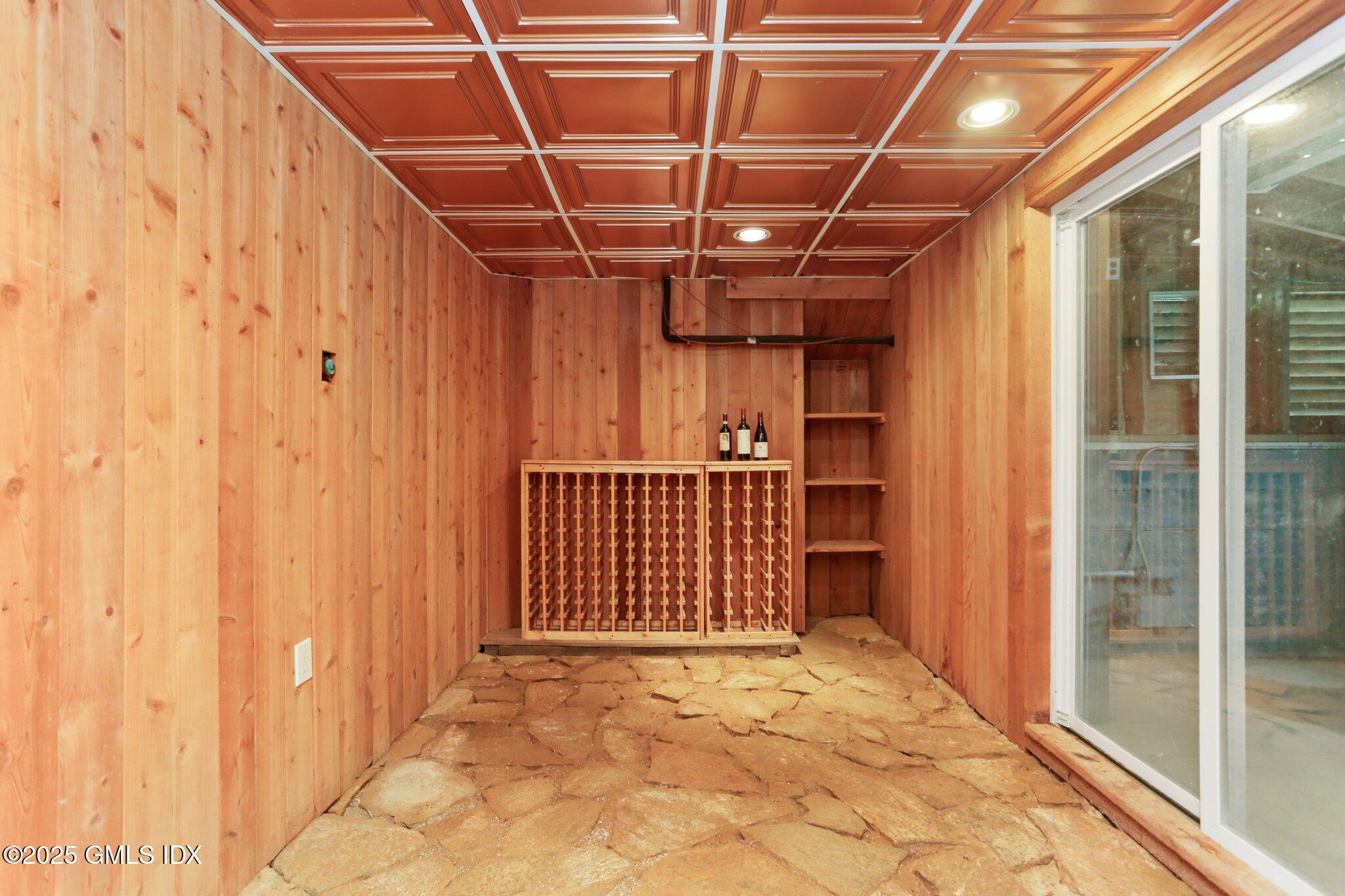 Greenwich, Connecticut 06831, United States, 6 Bedrooms Bedrooms, ,6 BathroomsBathrooms,Residential,Active,125171