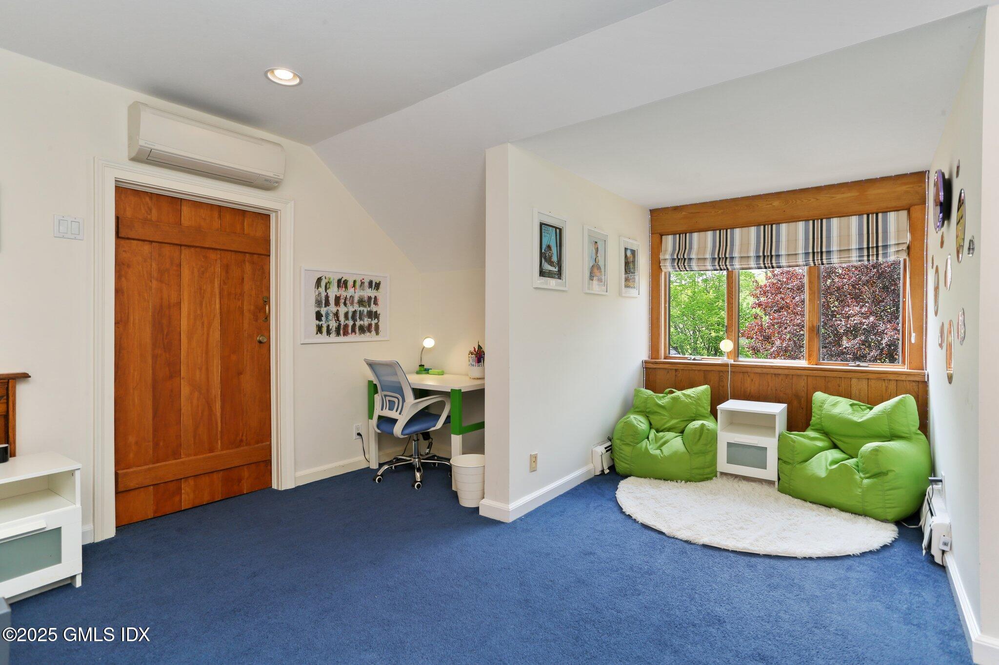 Greenwich, Connecticut 06831, United States, 6 Bedrooms Bedrooms, ,6 BathroomsBathrooms,Residential,Active,125171