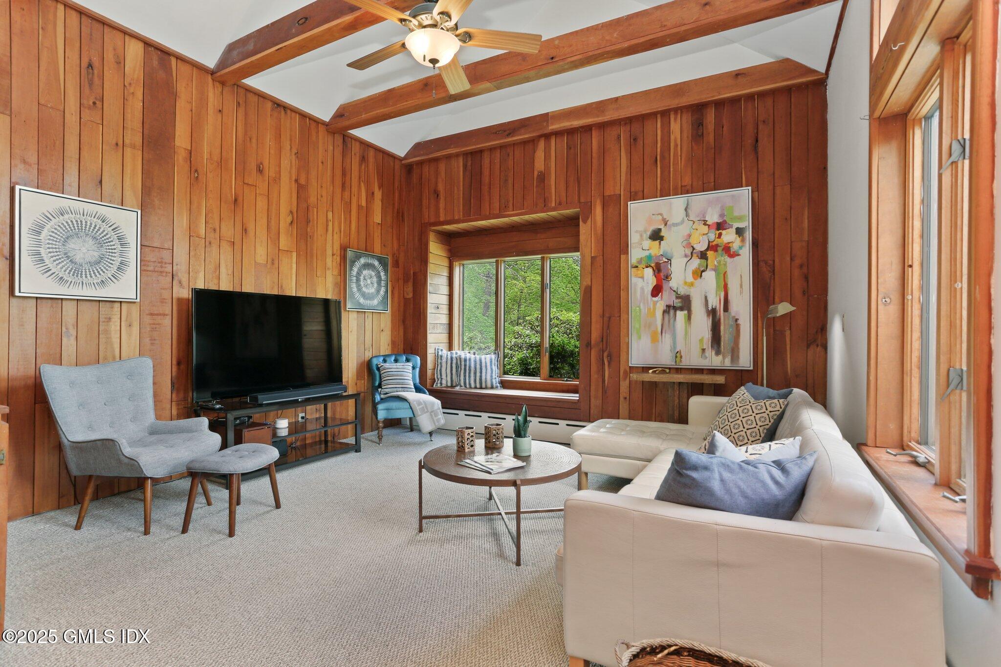 Greenwich, Connecticut 06831, United States, 6 Bedrooms Bedrooms, ,6 BathroomsBathrooms,Residential,Active,125171