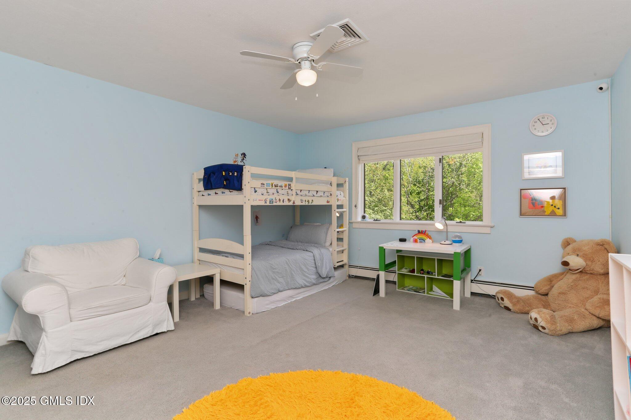 Greenwich, Connecticut 06831, United States, 6 Bedrooms Bedrooms, ,6 BathroomsBathrooms,Residential,Active,125171