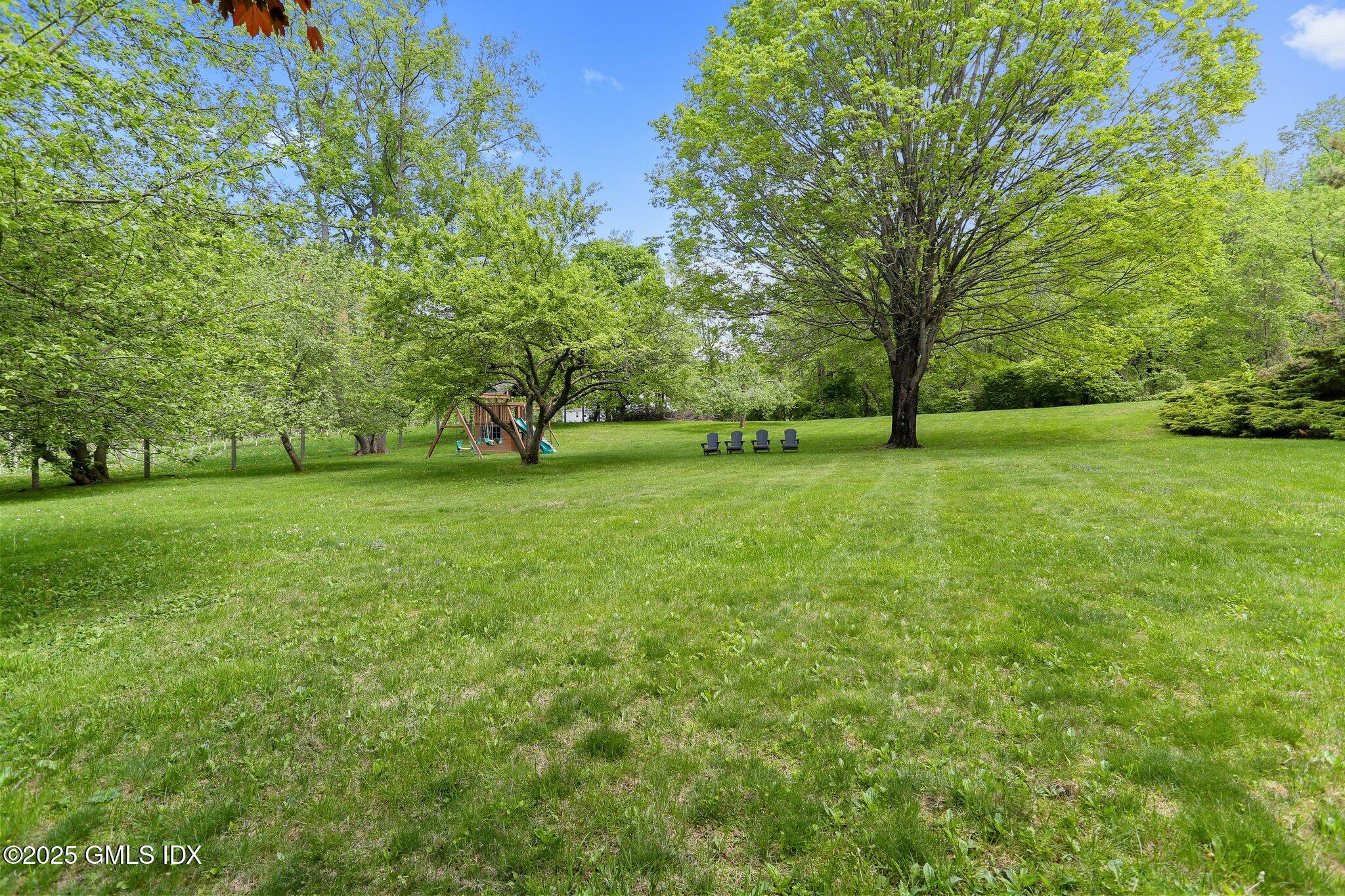 Greenwich, Connecticut 06831, United States, 6 Bedrooms Bedrooms, ,6 BathroomsBathrooms,Residential,Active,125171