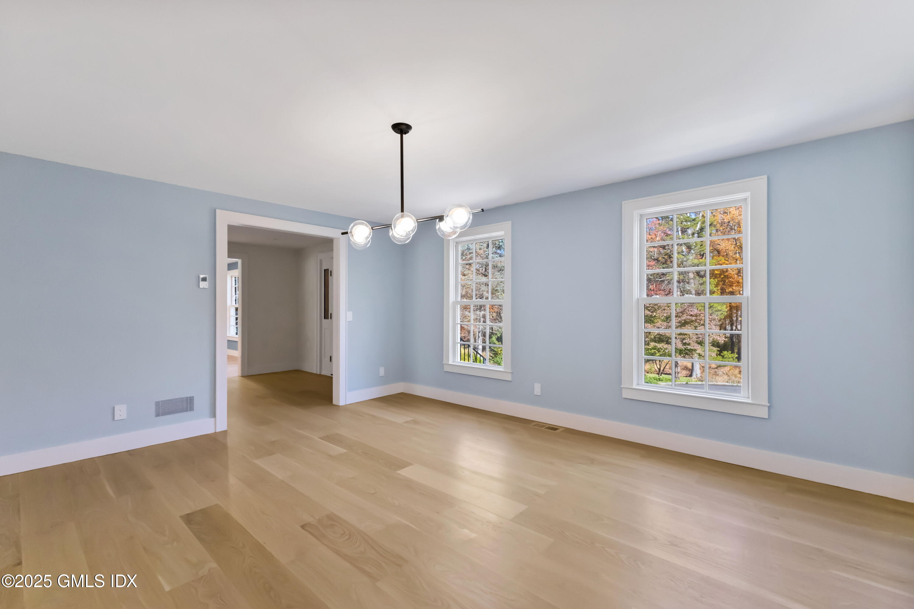 Greenwich, Connecticut 06831, United States, 6 Bedrooms Bedrooms, ,5 BathroomsBathrooms,Residential,Active,236483