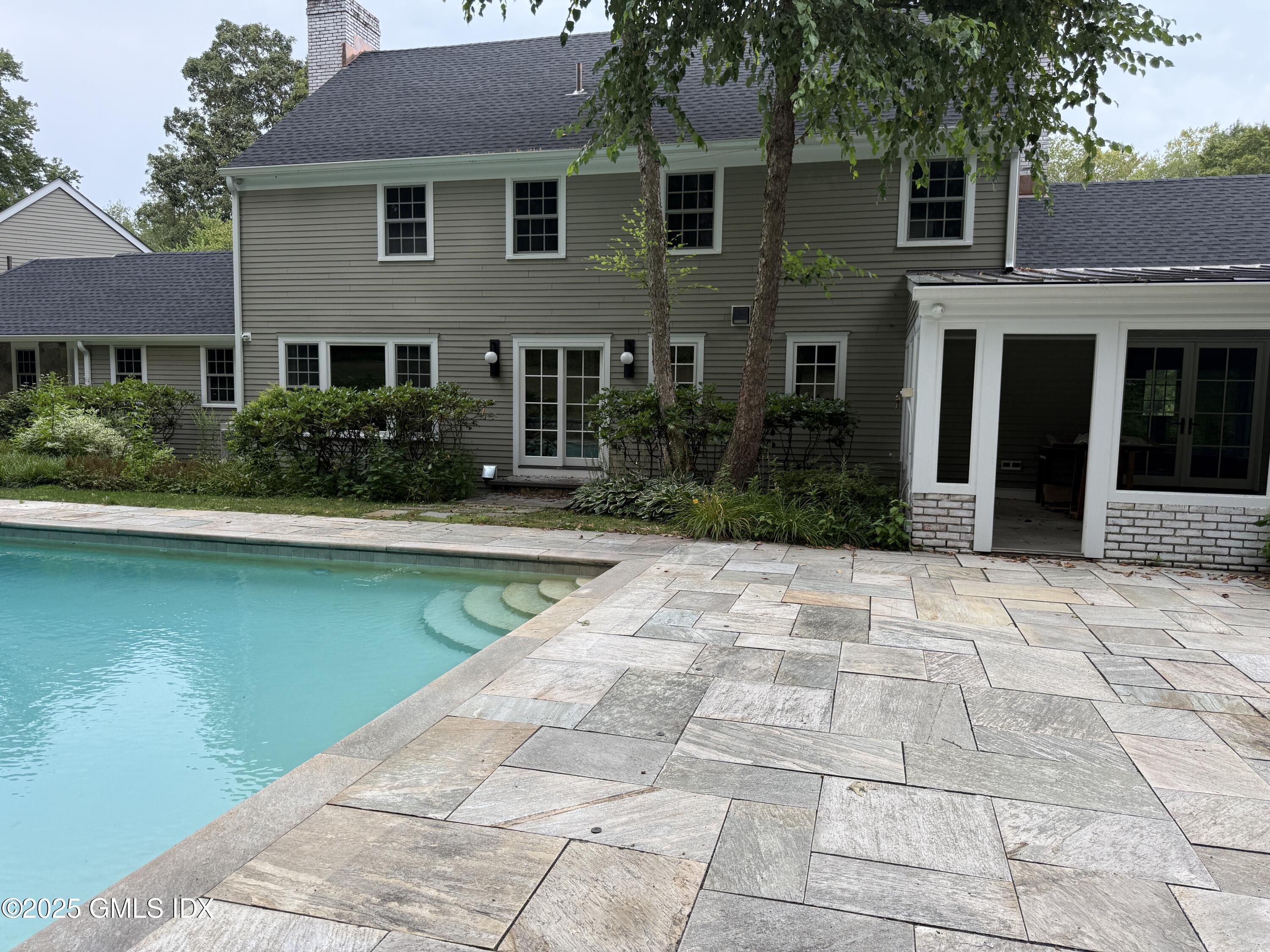 Greenwich, Connecticut 06831, United States, 6 Bedrooms Bedrooms, ,5 BathroomsBathrooms,Residential,Active,236483