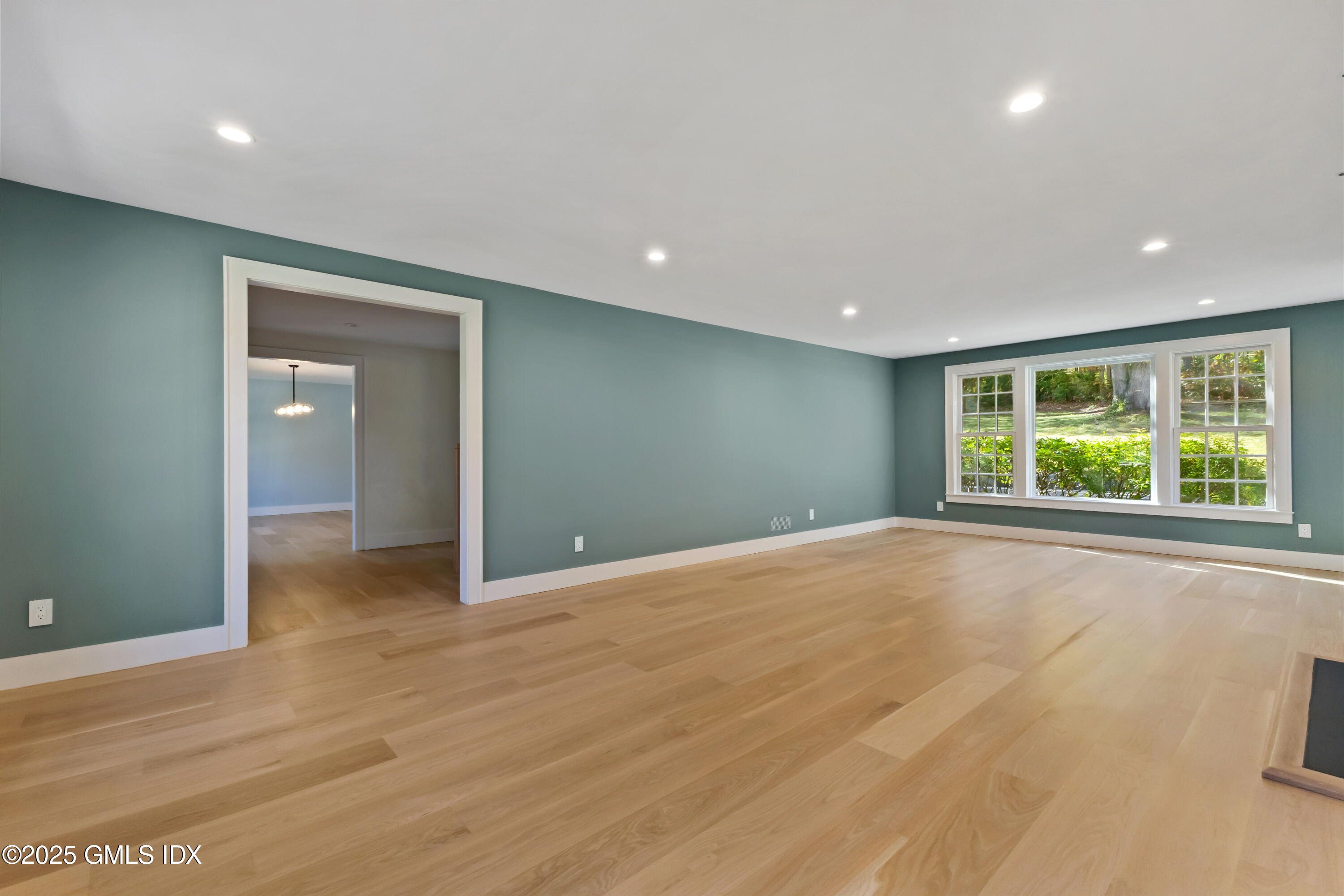 Greenwich, Connecticut 06831, United States, 6 Bedrooms Bedrooms, ,5 BathroomsBathrooms,Residential,Active,236483