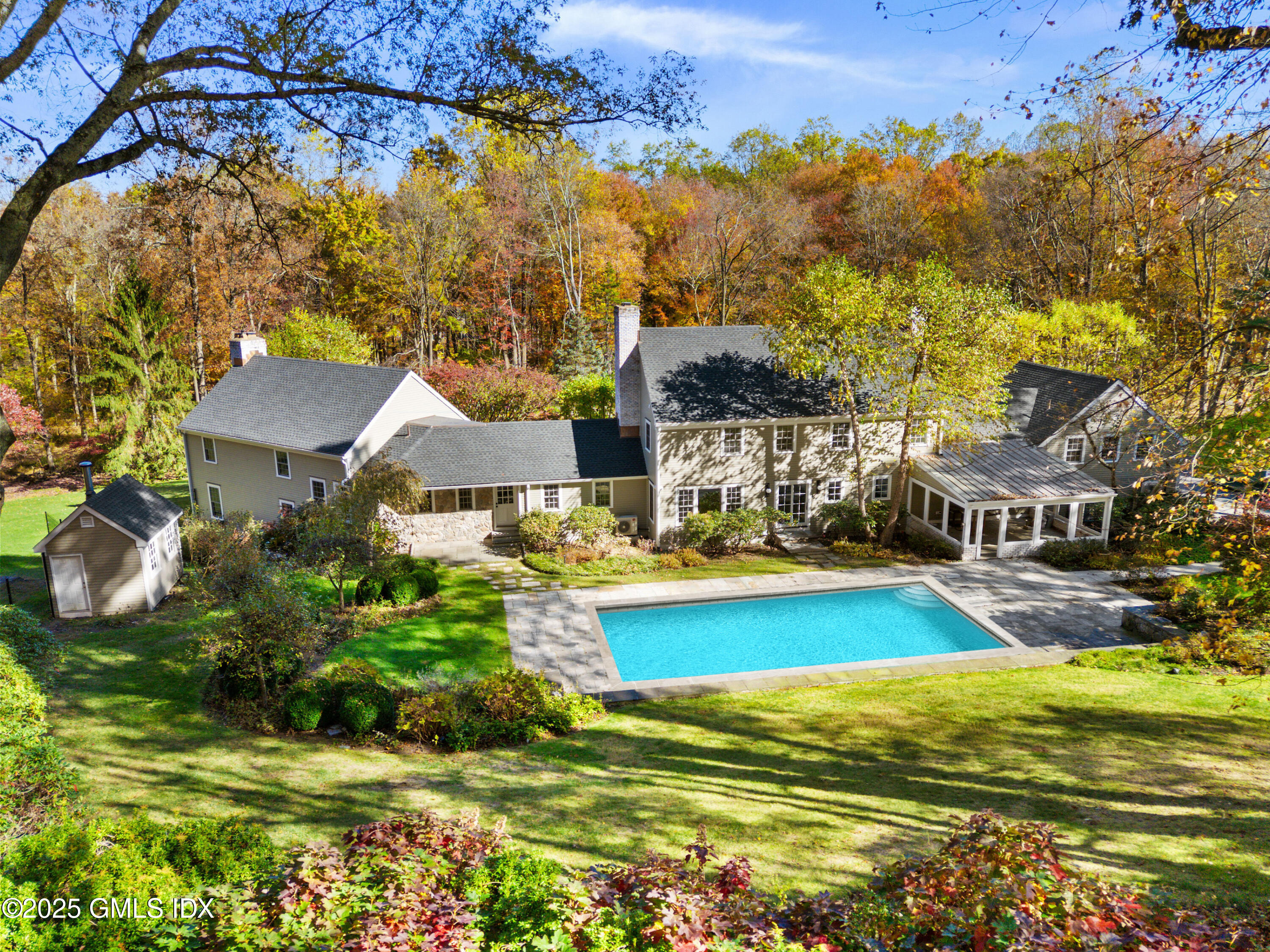 Greenwich, Connecticut 06831, United States, 6 Bedrooms Bedrooms, ,5 BathroomsBathrooms,Residential,Active,236483