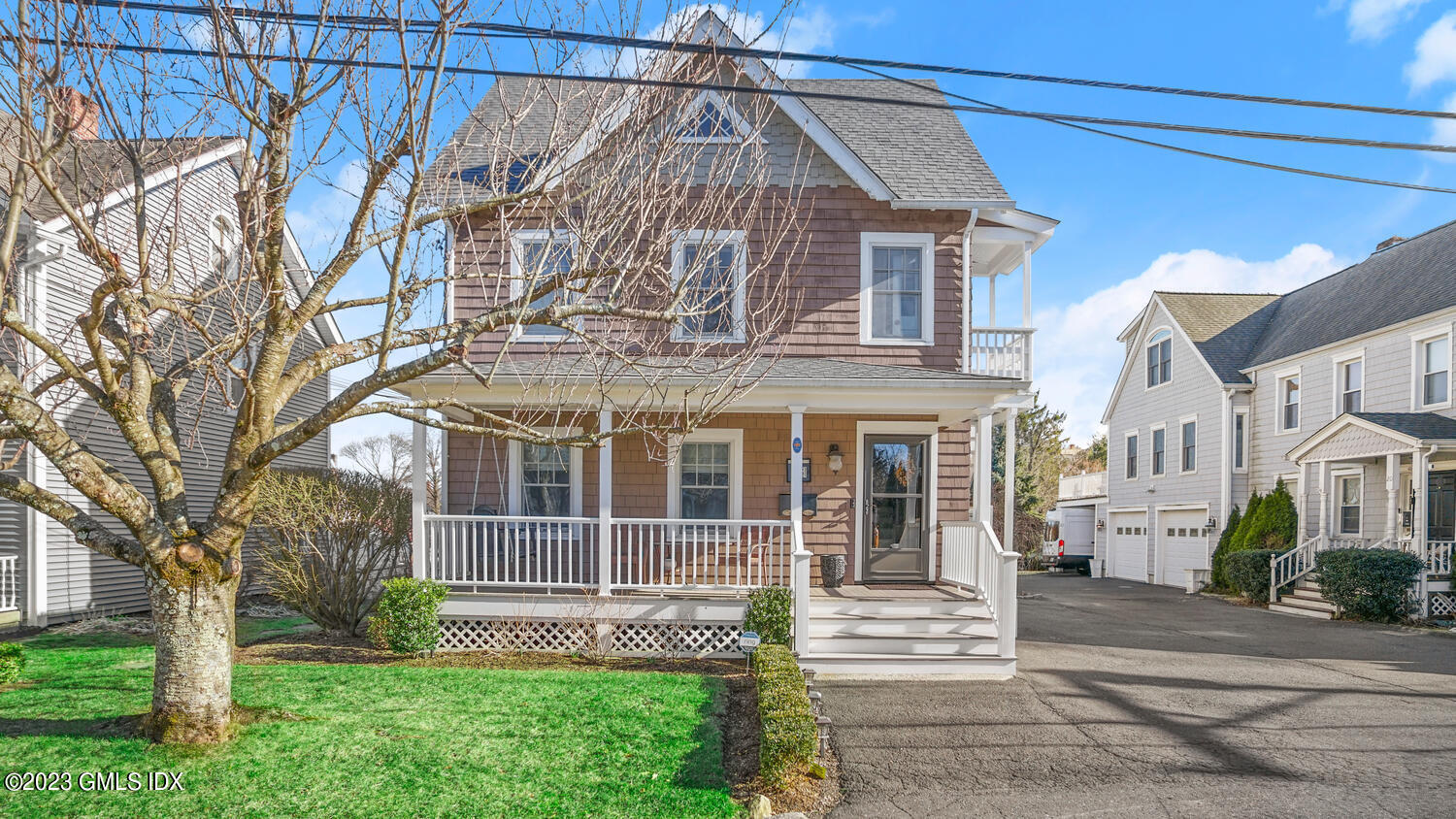 16 Division Street, Greenwich, Connecticut - 1 Bedrooms  
1 Bathrooms - 