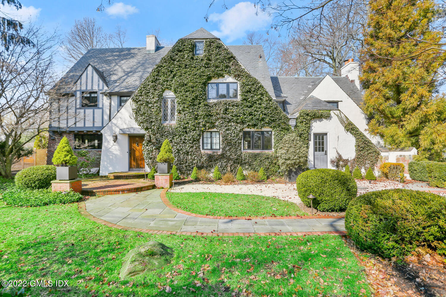 Photo 1 of 84 Meadow Road, Riverside, Connecticut, $4,300,000, Web #: 119944