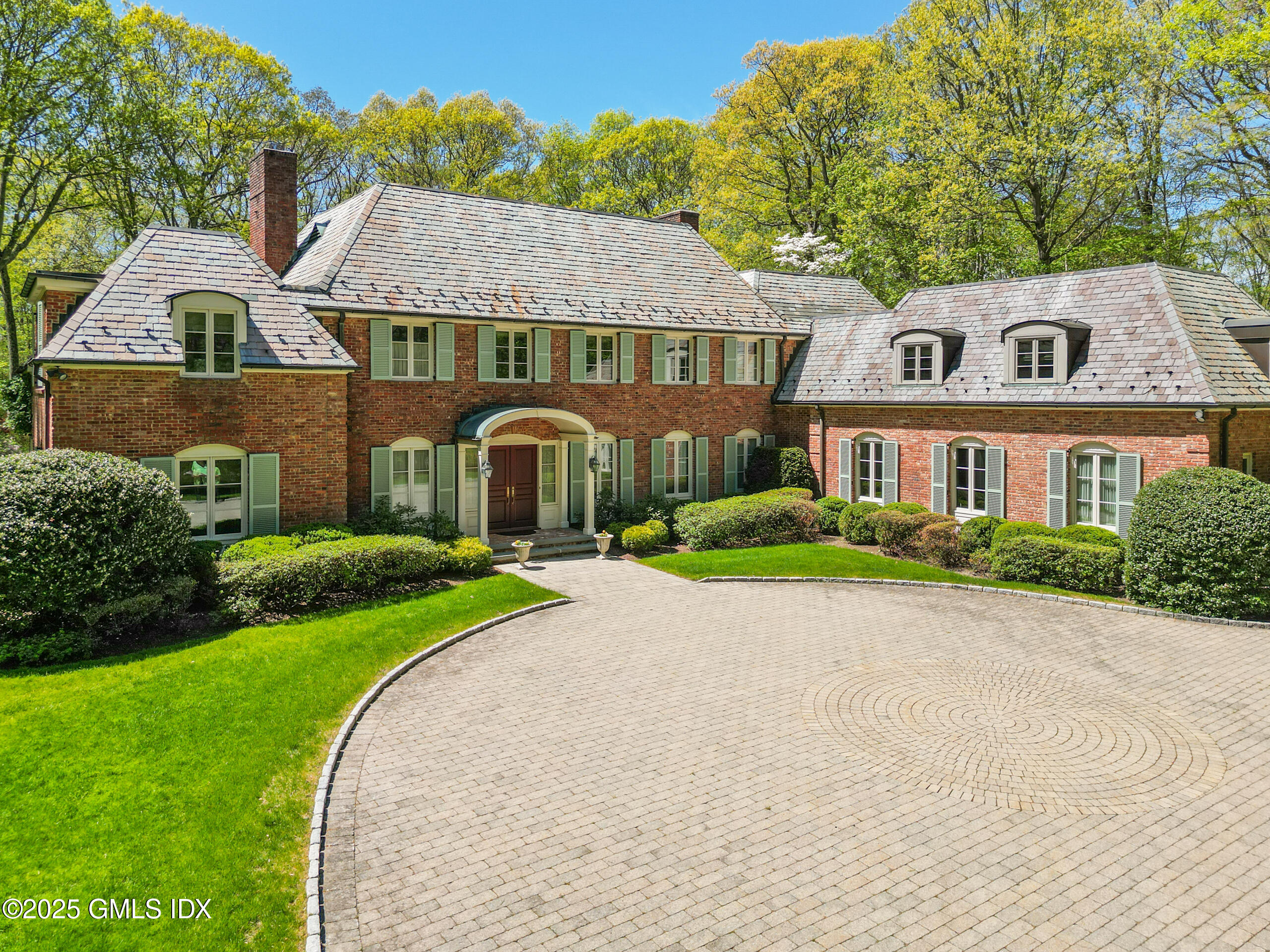 Property for Sale at 980 Lake Avenue, Greenwich, Connecticut - Bedrooms: 6 
Bathrooms: 6  - $5,175,000