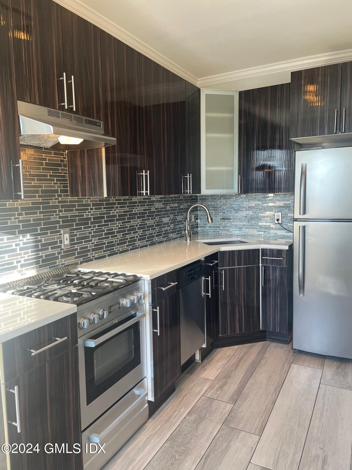 Greenwich, Connecticut 06830, United States, 2 Bedrooms Bedrooms, ,1 BathroomBathrooms,Residential,Active,130517