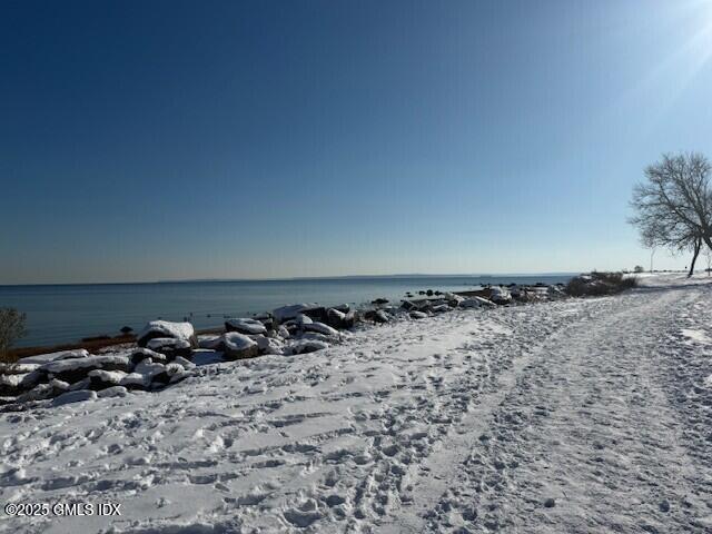 Old Greenwich, Connecticut 06870, United States, 4 Bedrooms Bedrooms, ,4 BathroomsBathrooms,Residential,Active,256499