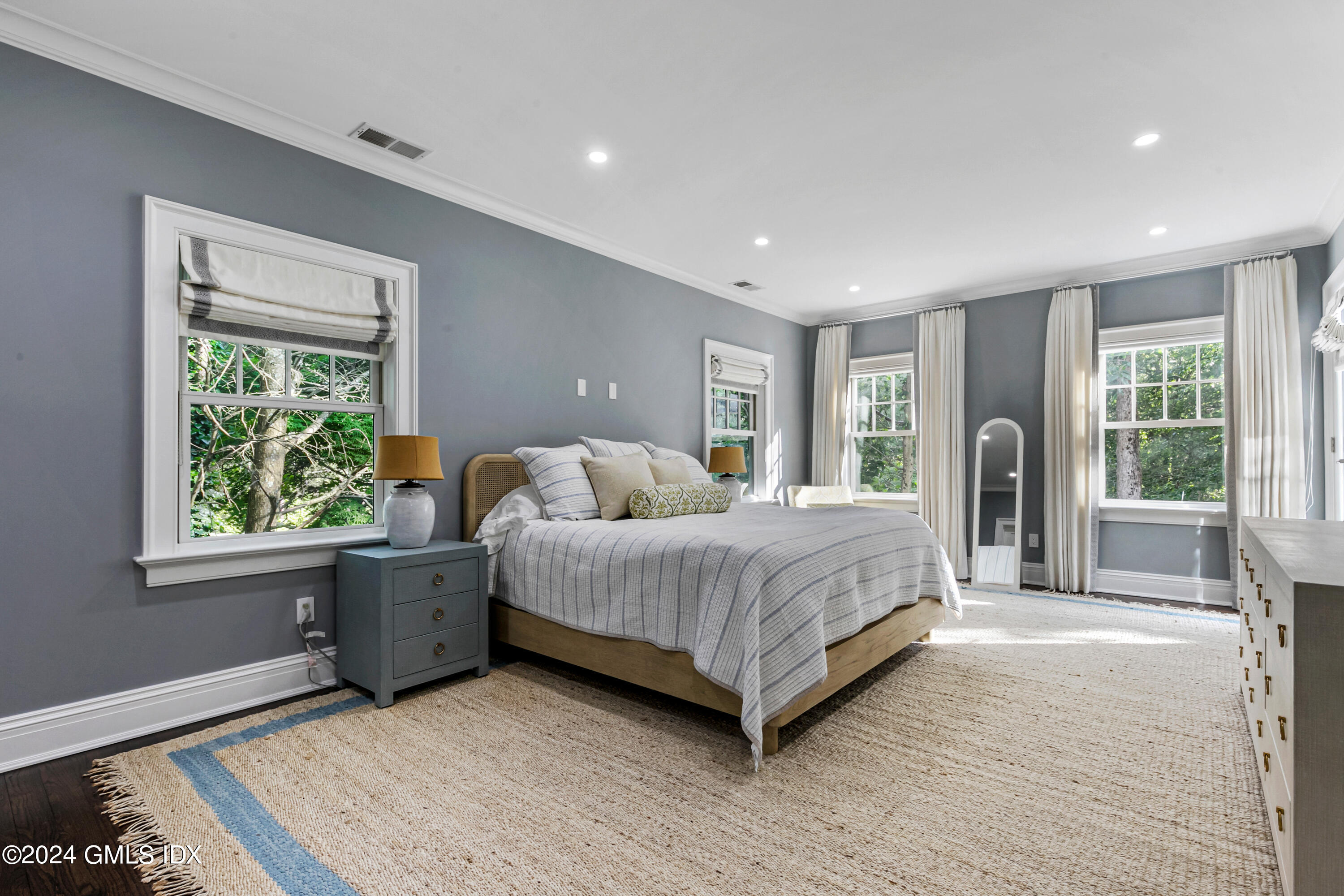 Cos Cob, Connecticut 06807, United States, 6 Bedrooms Bedrooms, ,7 BathroomsBathrooms,Residential,Pending,120282