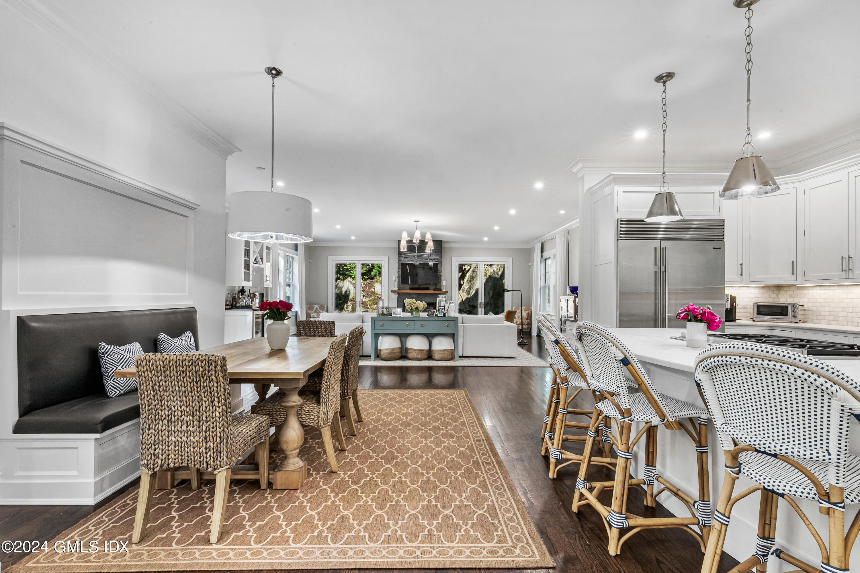 Cos Cob, Connecticut 06807, United States, 6 Bedrooms Bedrooms, ,7 BathroomsBathrooms,Residential,Pending,120282