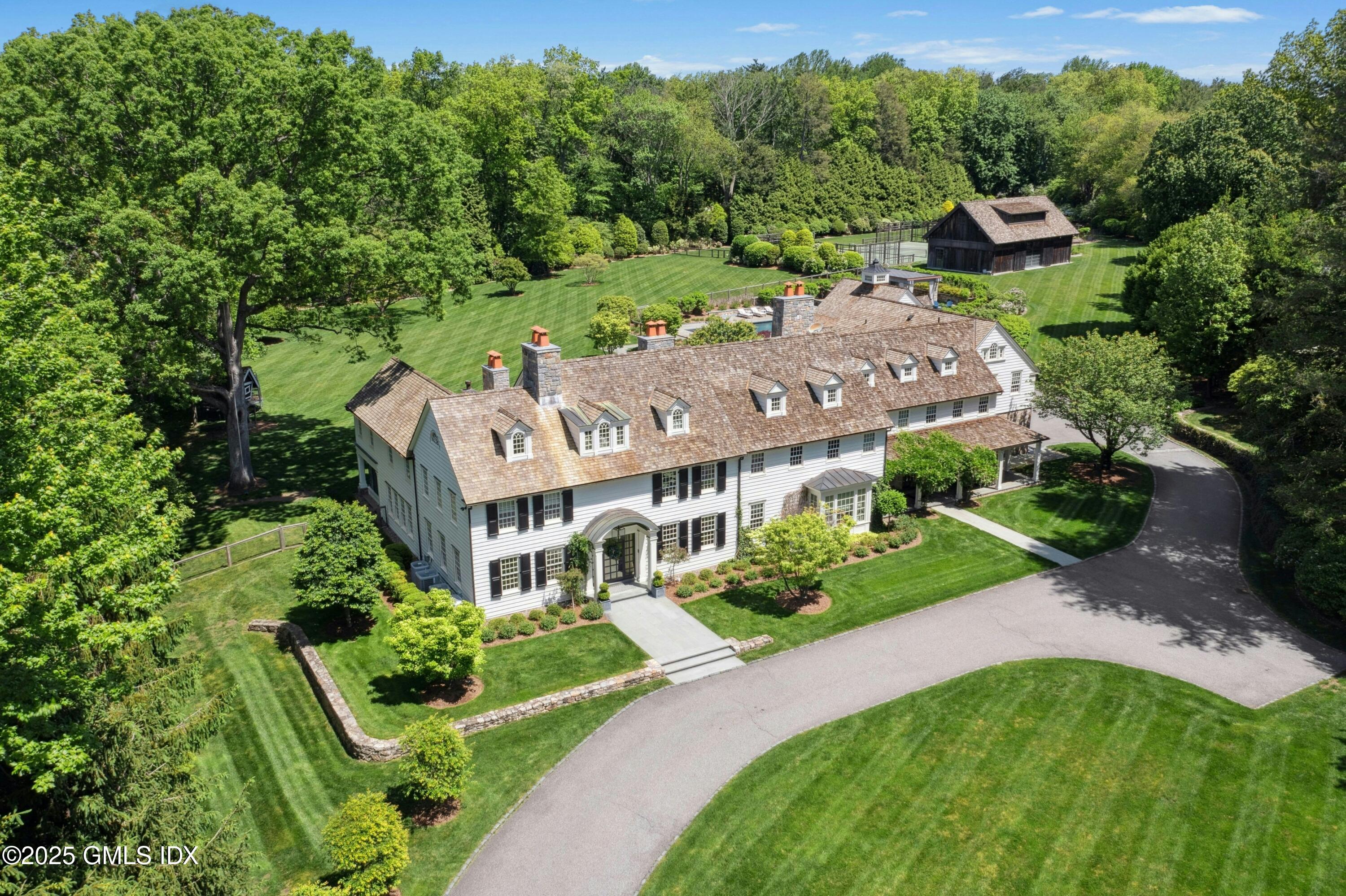 358 Lukes Wood Road, New Canaan, Connecticut - 7 Bedrooms  
10 Bathrooms - 