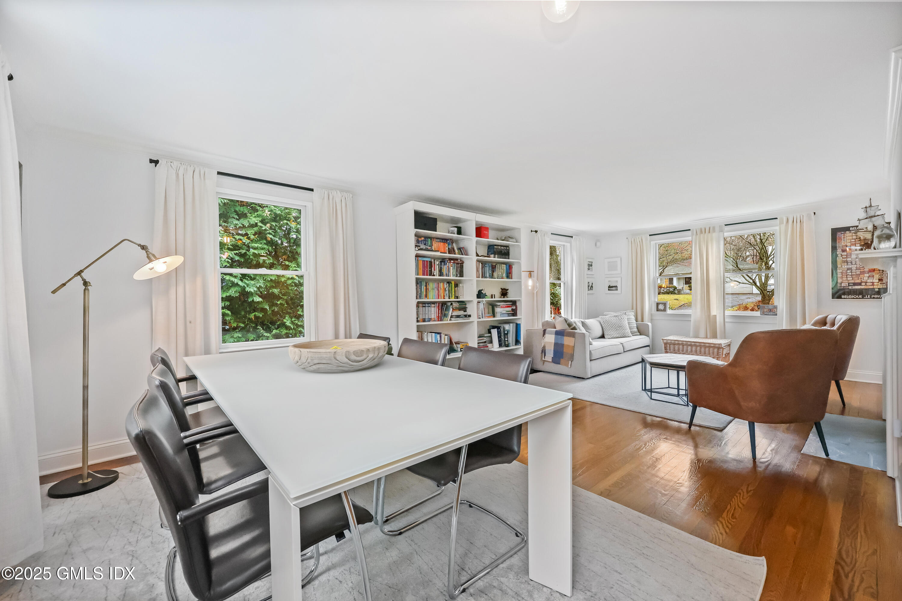 Riverside, Connecticut 06878, United States, 4 Bedrooms Bedrooms, ,3 BathroomsBathrooms,Residential,Coming Soon,249400