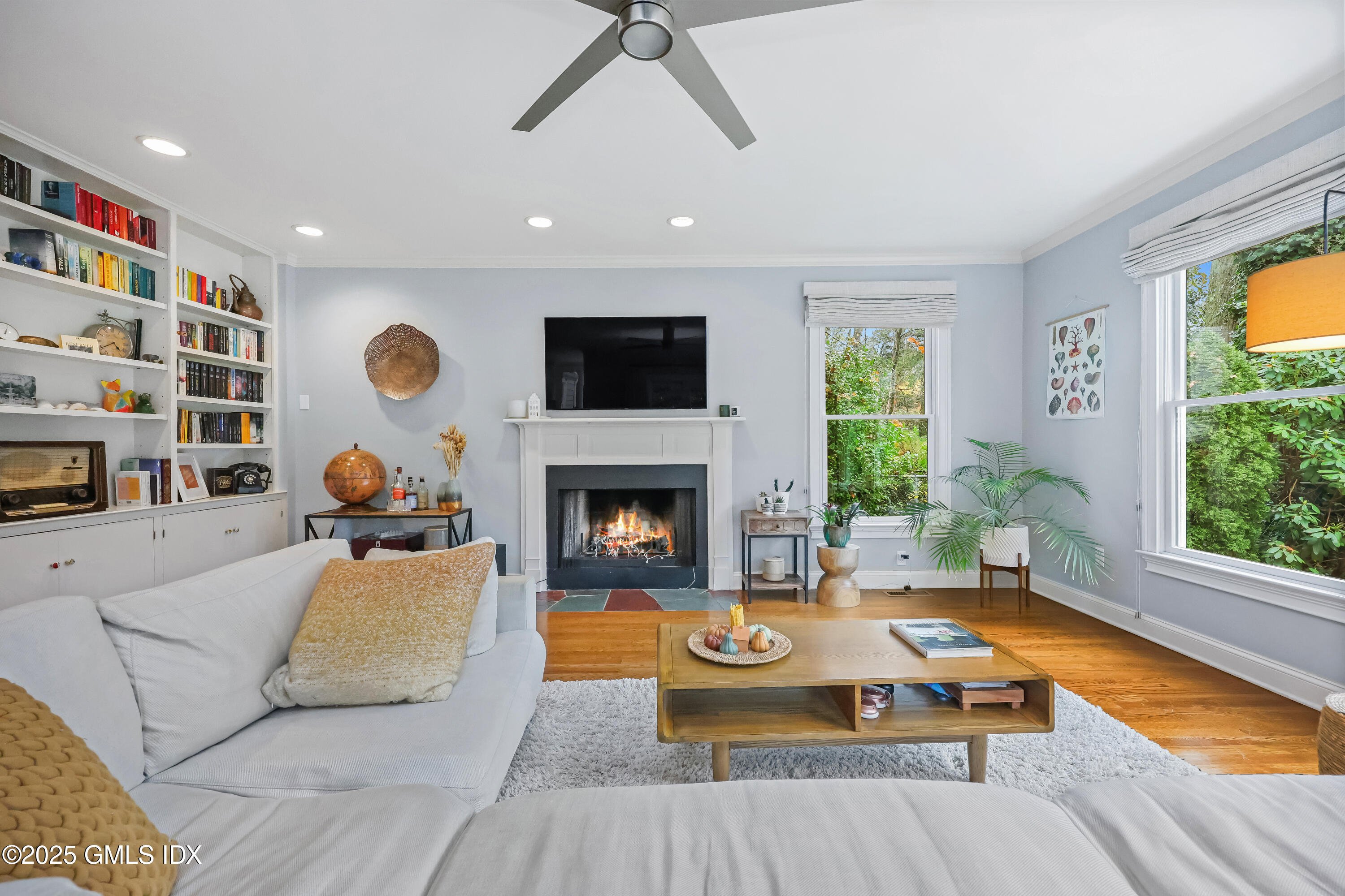 Riverside, Connecticut 06878, United States, 4 Bedrooms Bedrooms, ,3 BathroomsBathrooms,Residential,Coming Soon,249400