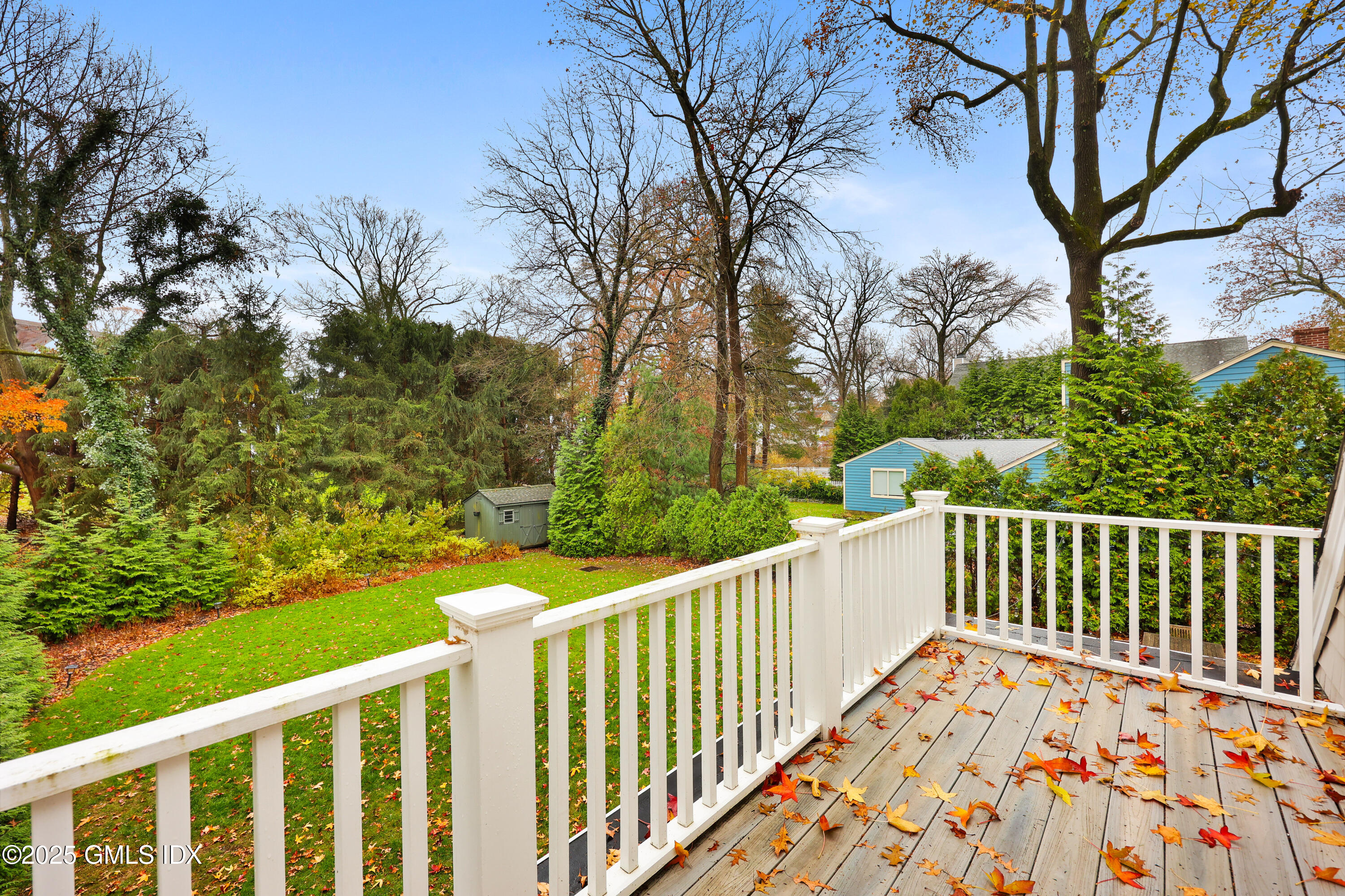 Riverside, Connecticut 06878, United States, 4 Bedrooms Bedrooms, ,3 BathroomsBathrooms,Residential,Coming Soon,249400