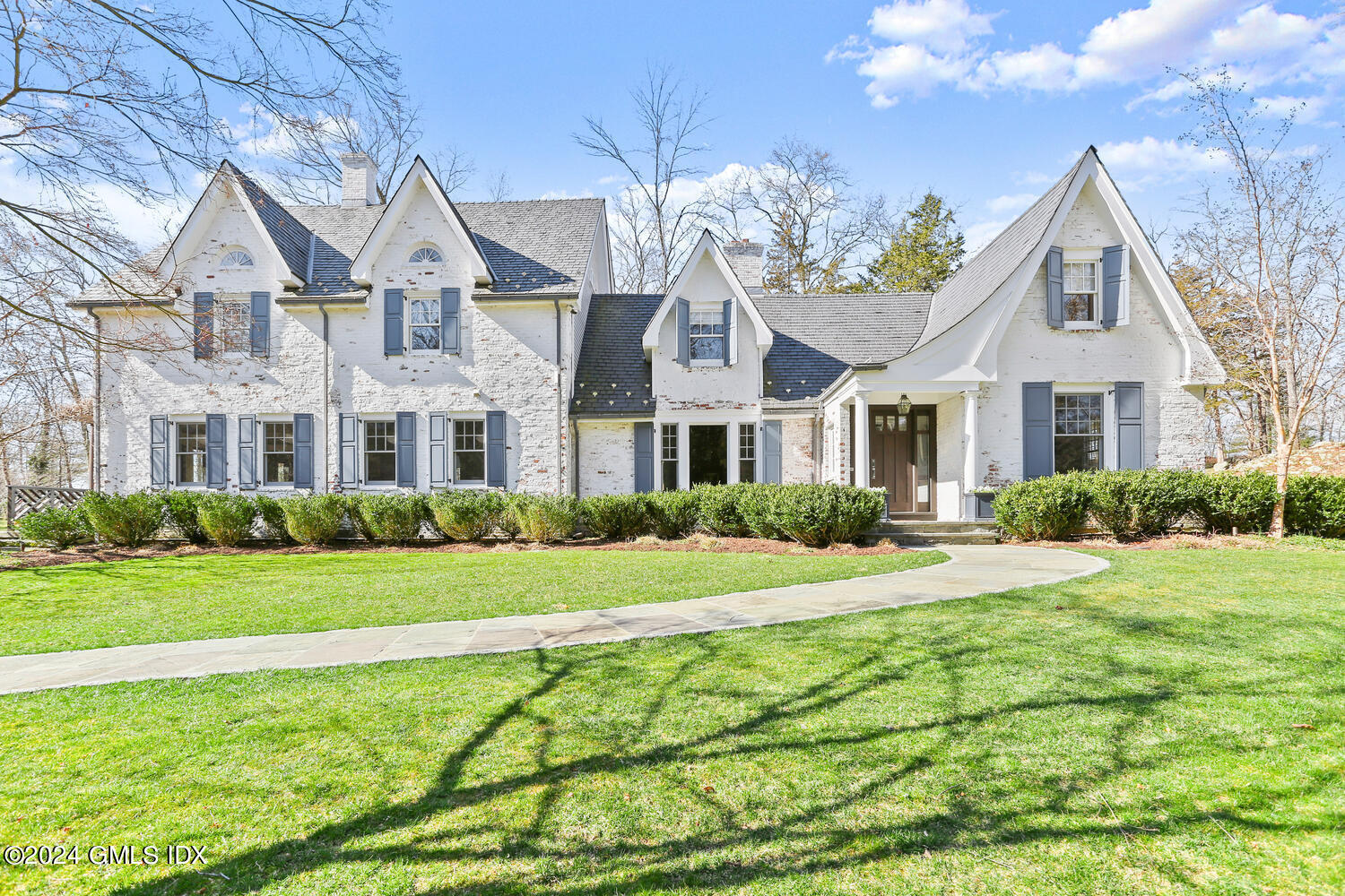 Property for Sale at 116 Farms Road, Stamford, Connecticut - Bedrooms: 4 
Bathrooms: 5  - $3,785,000
