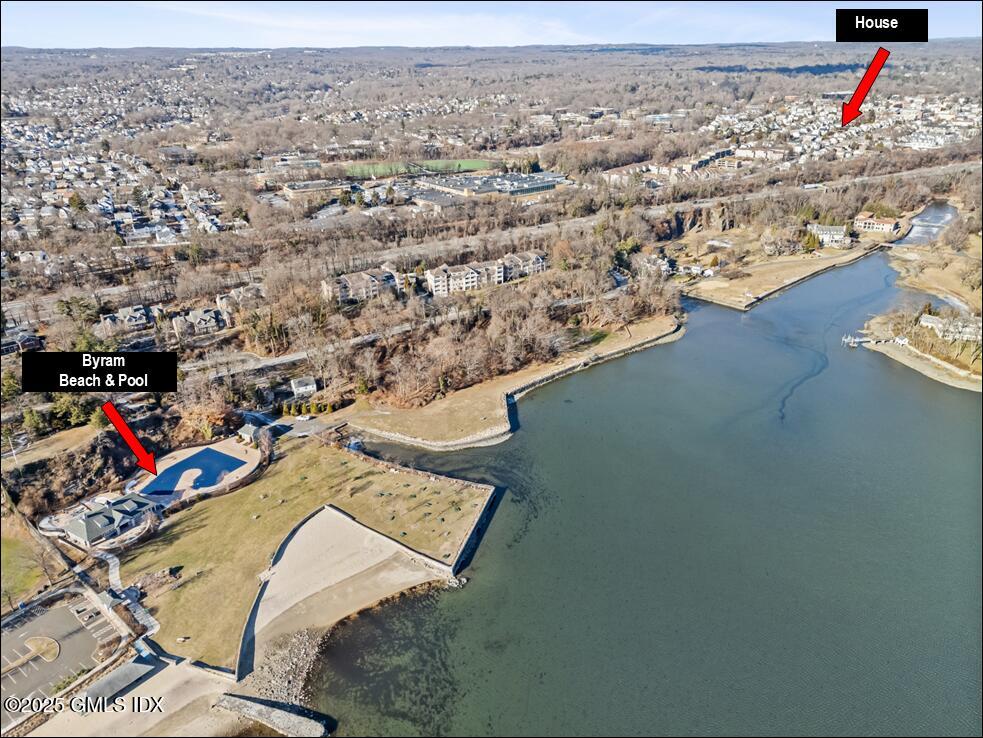 Greenwich, Connecticut 06830, United States, 4 Bedrooms Bedrooms, ,1 BathroomBathrooms,Residential,Active,20672