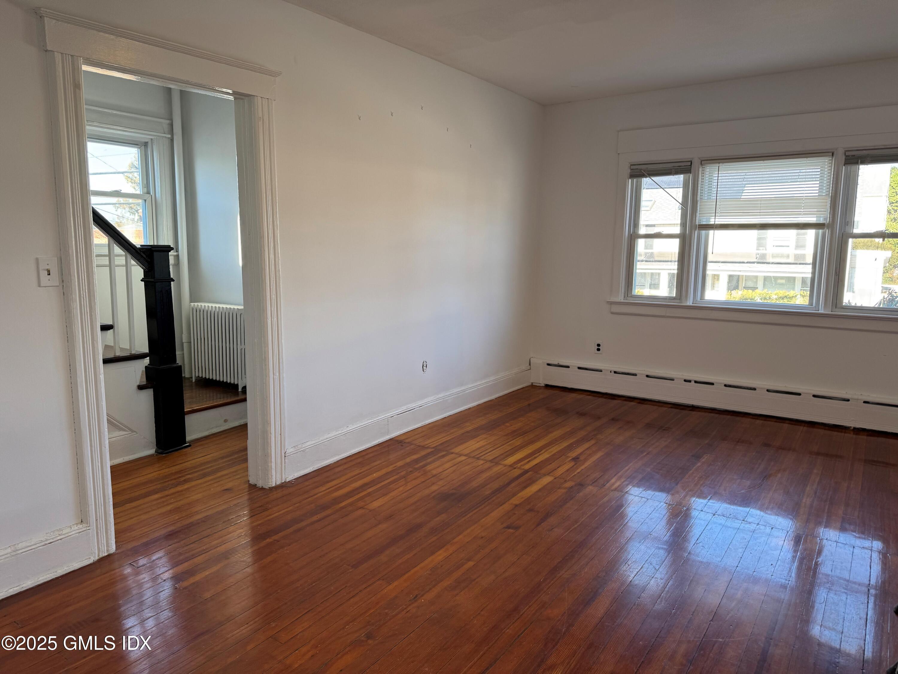 Greenwich, Connecticut 06830, United States, 4 Bedrooms Bedrooms, ,1 BathroomBathrooms,Residential,Active,20672