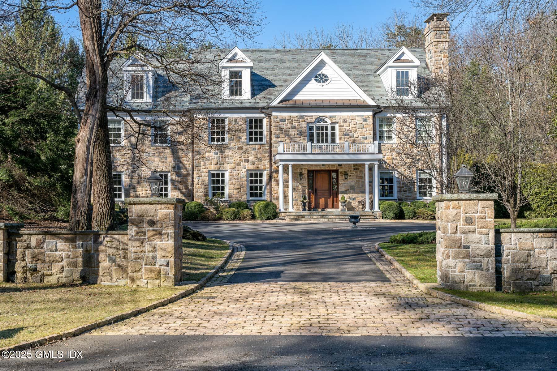 36 Edgewood Drive, Greenwich, Connecticut - 4 Bedrooms  
4.5 Bathrooms - 