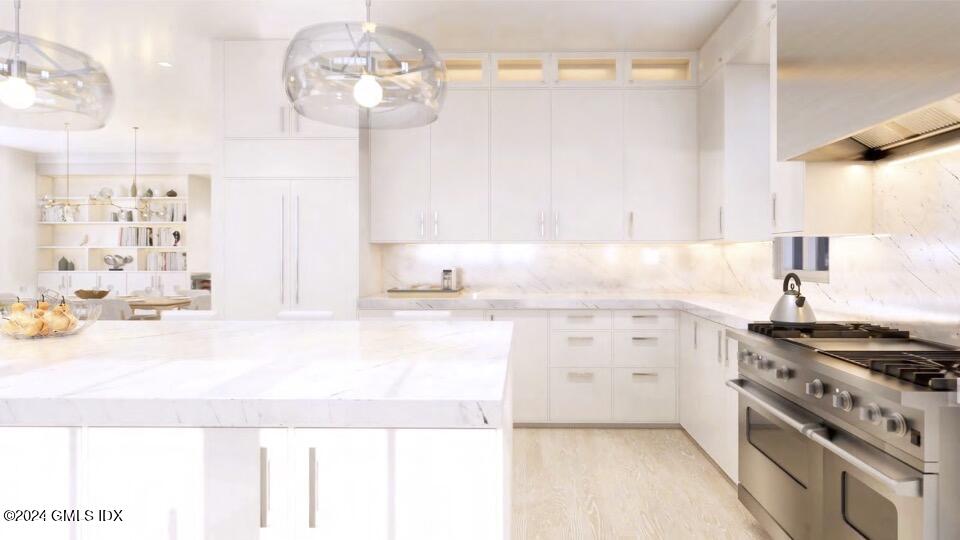 Greenwich, Connecticut 06830, United States, 5 Bedrooms Bedrooms, ,7 BathroomsBathrooms,Residential,Active,56735