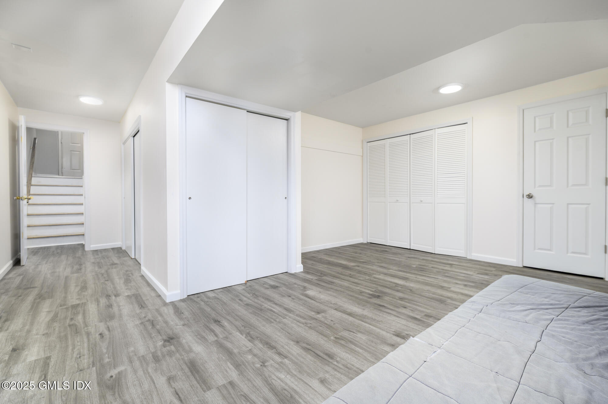 Old Greenwich, Connecticut 06870, United States, 2 Bedrooms Bedrooms, ,2 BathroomsBathrooms,Residential,Active,188408