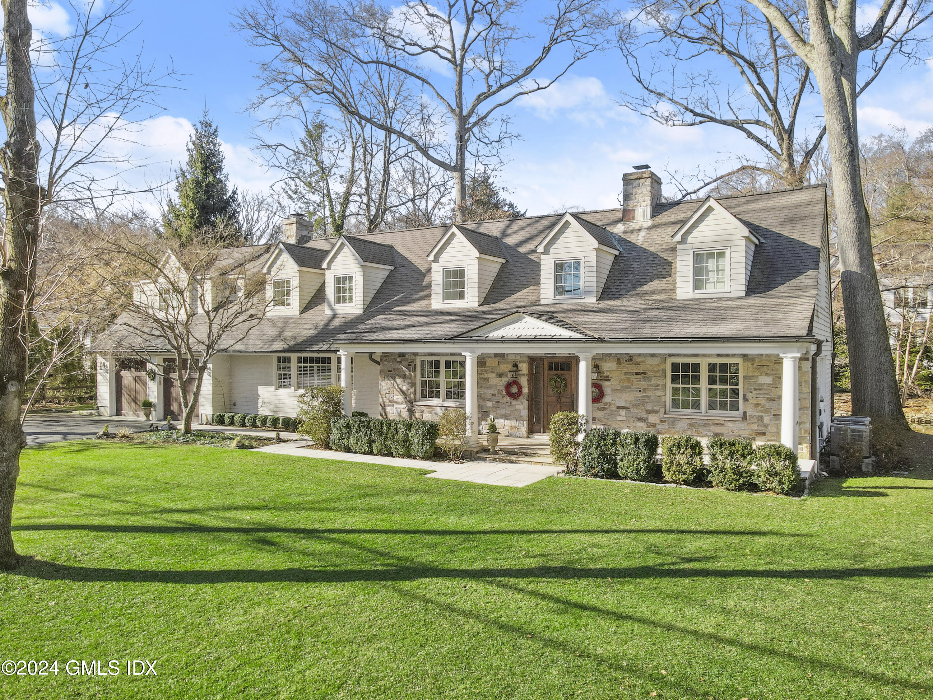 Property for Sale at 7 Echo Lane, Greenwich, Connecticut - Bedrooms: 4 
Bathrooms: 5  - $2,575,000