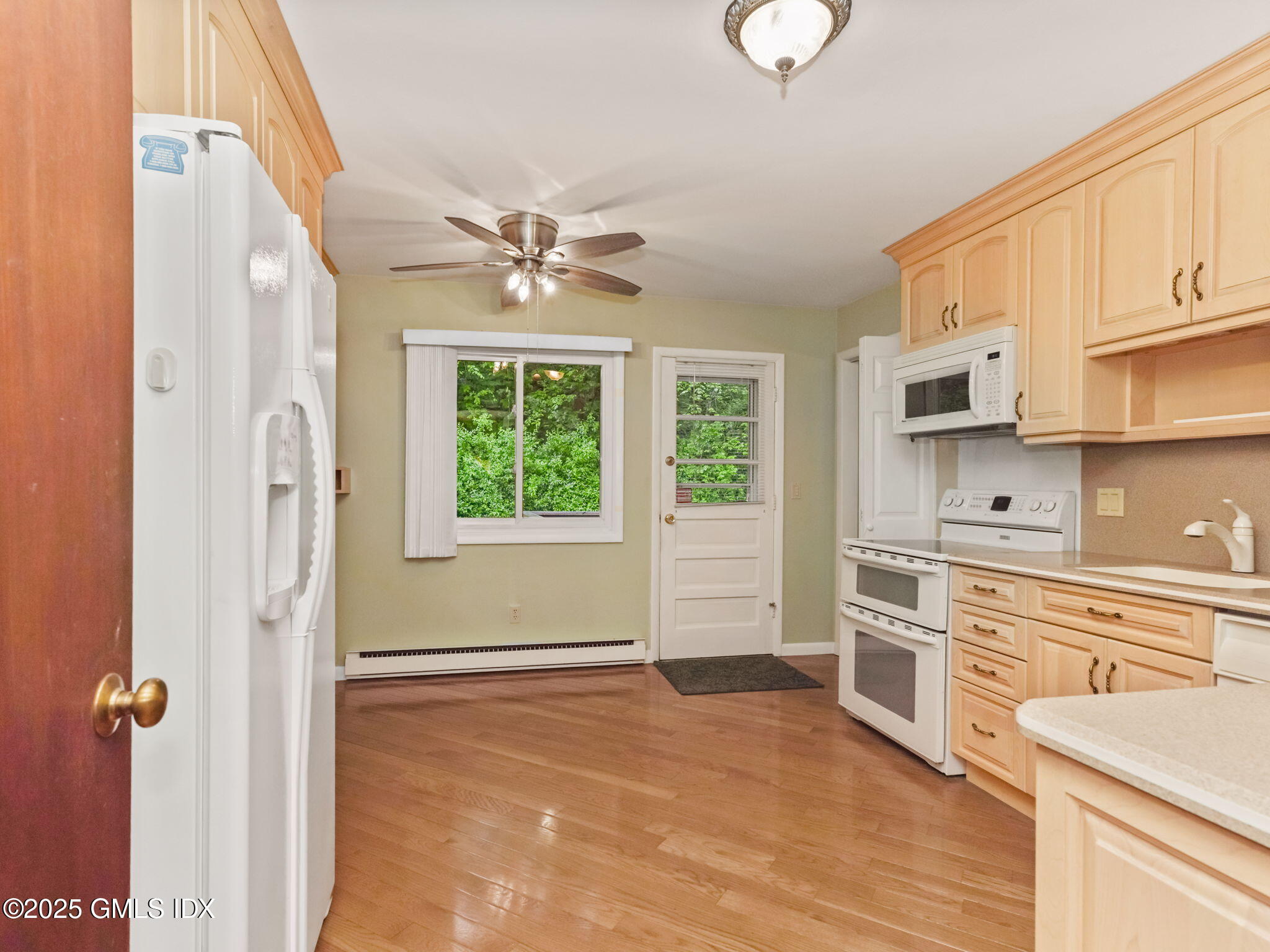 Cos Cob, Connecticut 06807, United States, 3 Bedrooms Bedrooms, ,3 BathroomsBathrooms,Residential,Active,138387