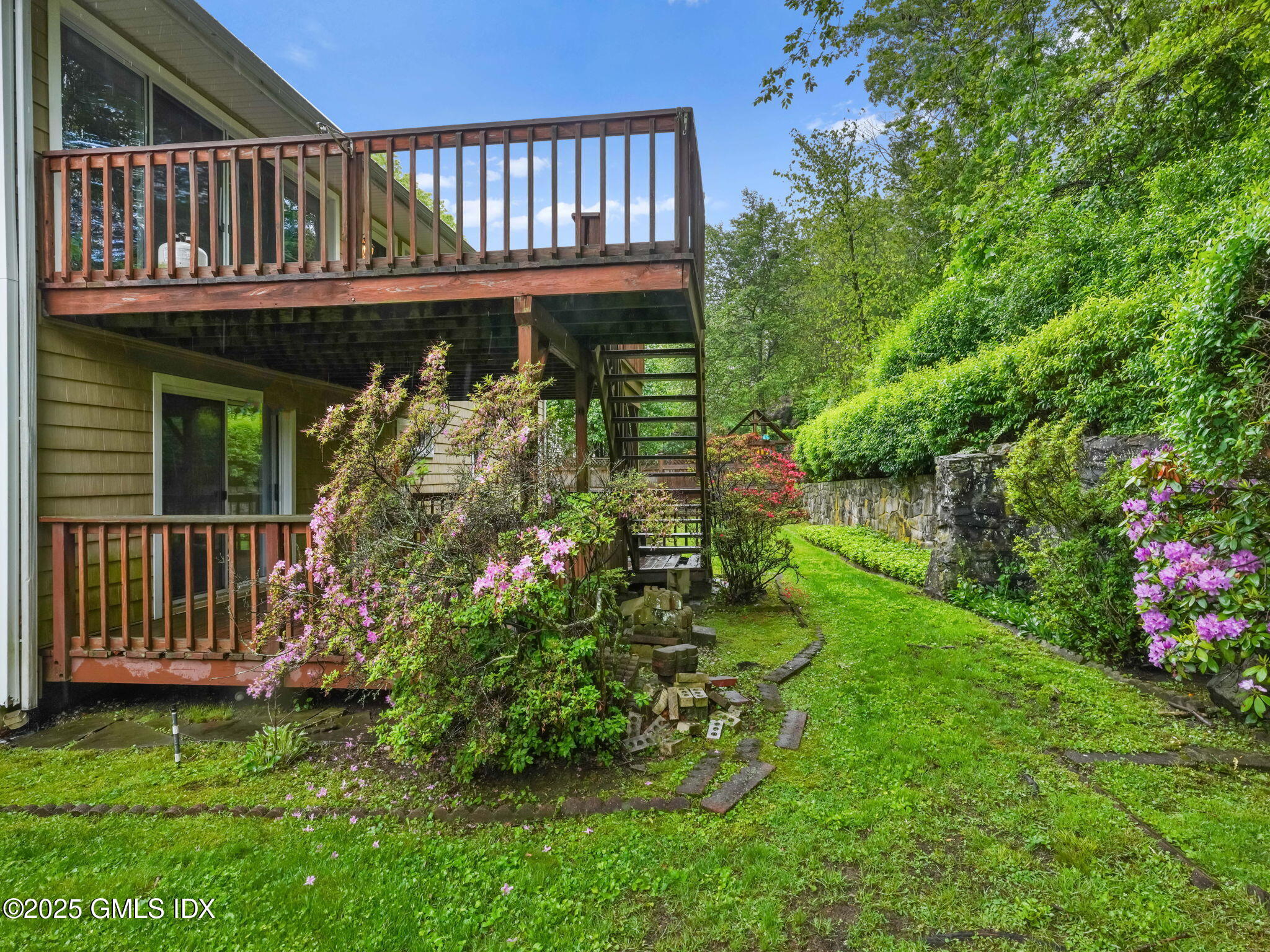 Cos Cob, Connecticut 06807, United States, 3 Bedrooms Bedrooms, ,3 BathroomsBathrooms,Residential,Active,138387