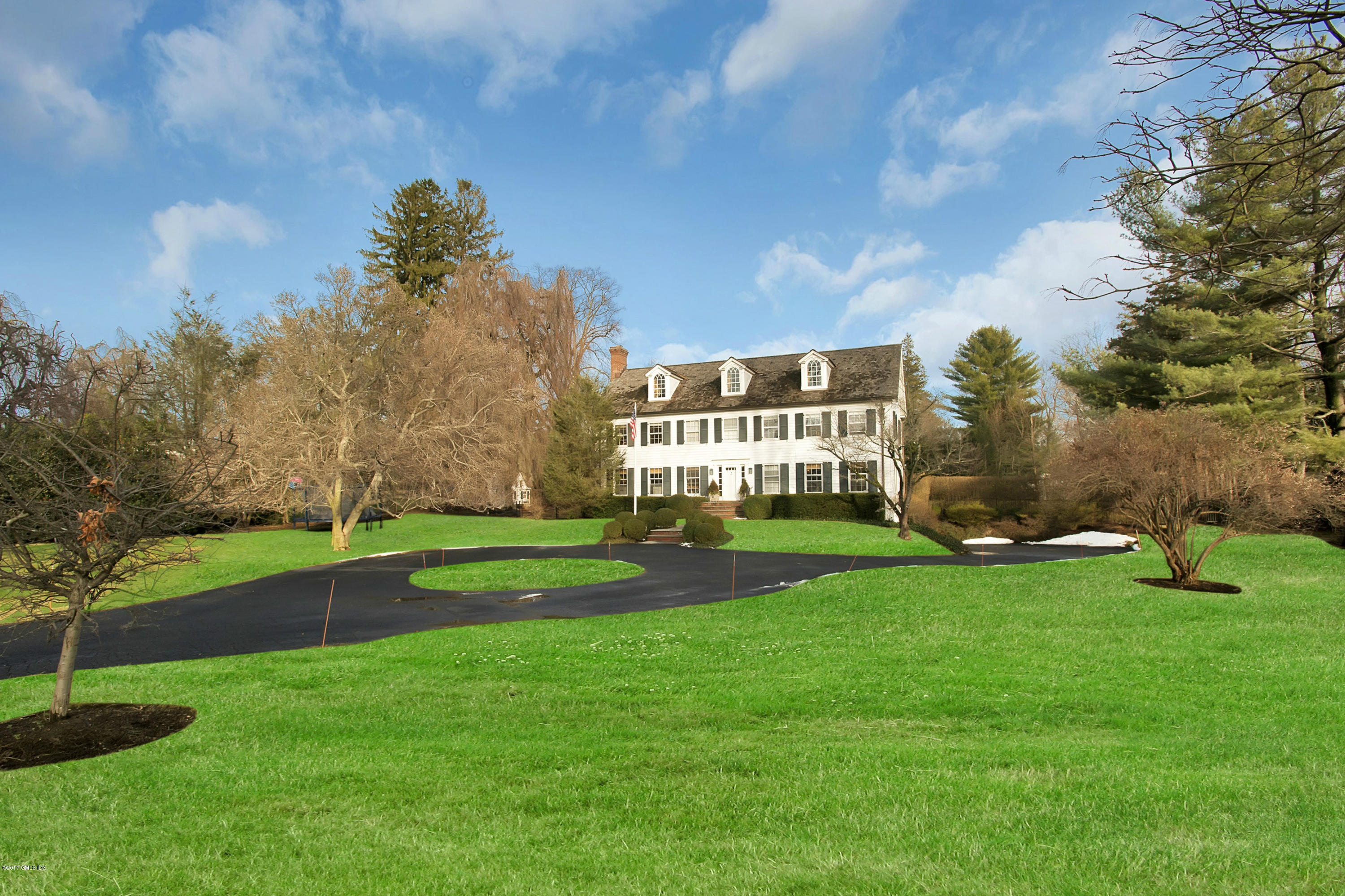 Photo 1 of 197 Otter Rock Drive, Greenwich, Connecticut, $5,100,000, Web #: 98576