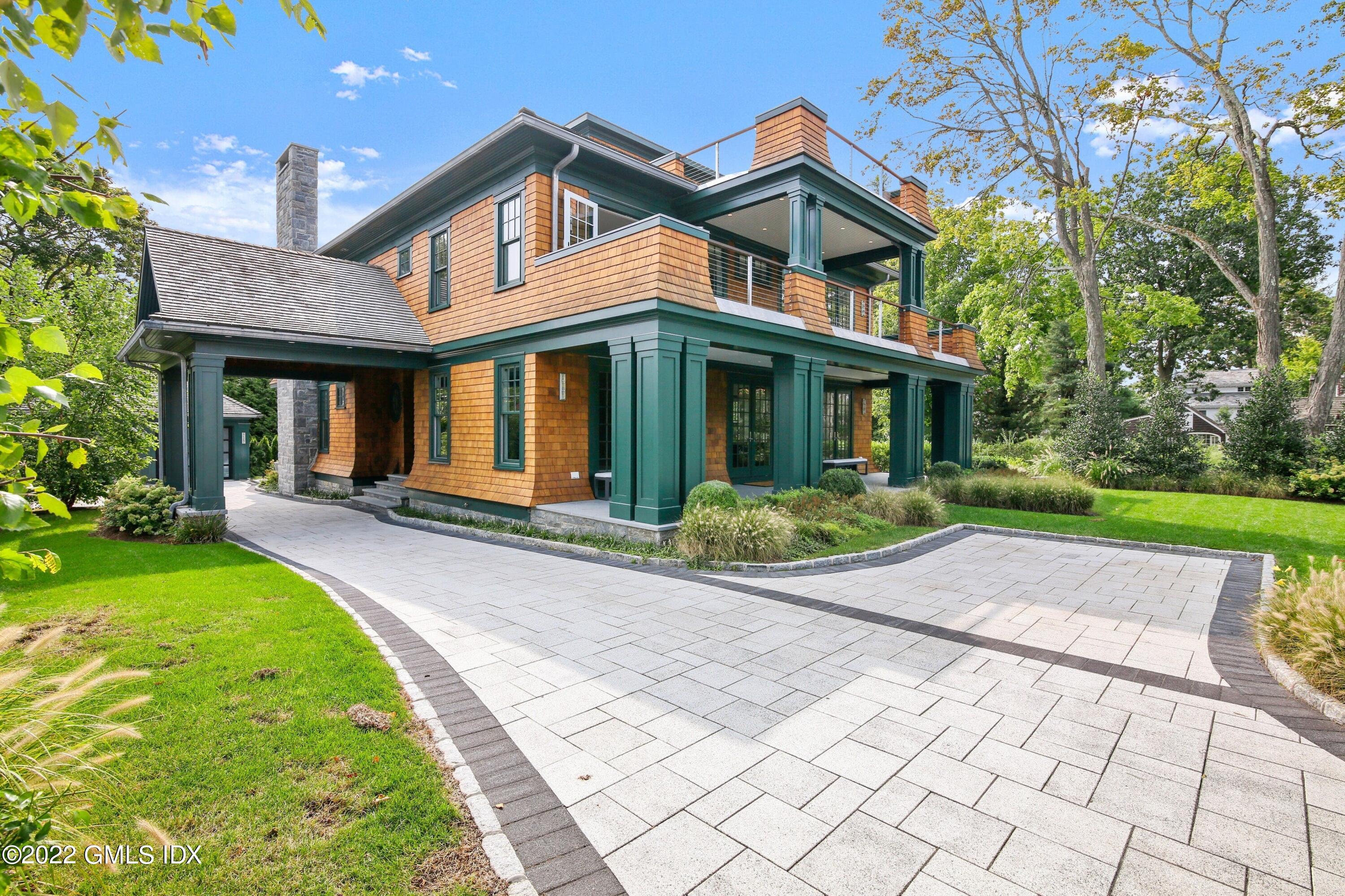 Photo 1 of 70 Shore Road, Old Greenwich, Connecticut, $5,100,000, Web #: 115428