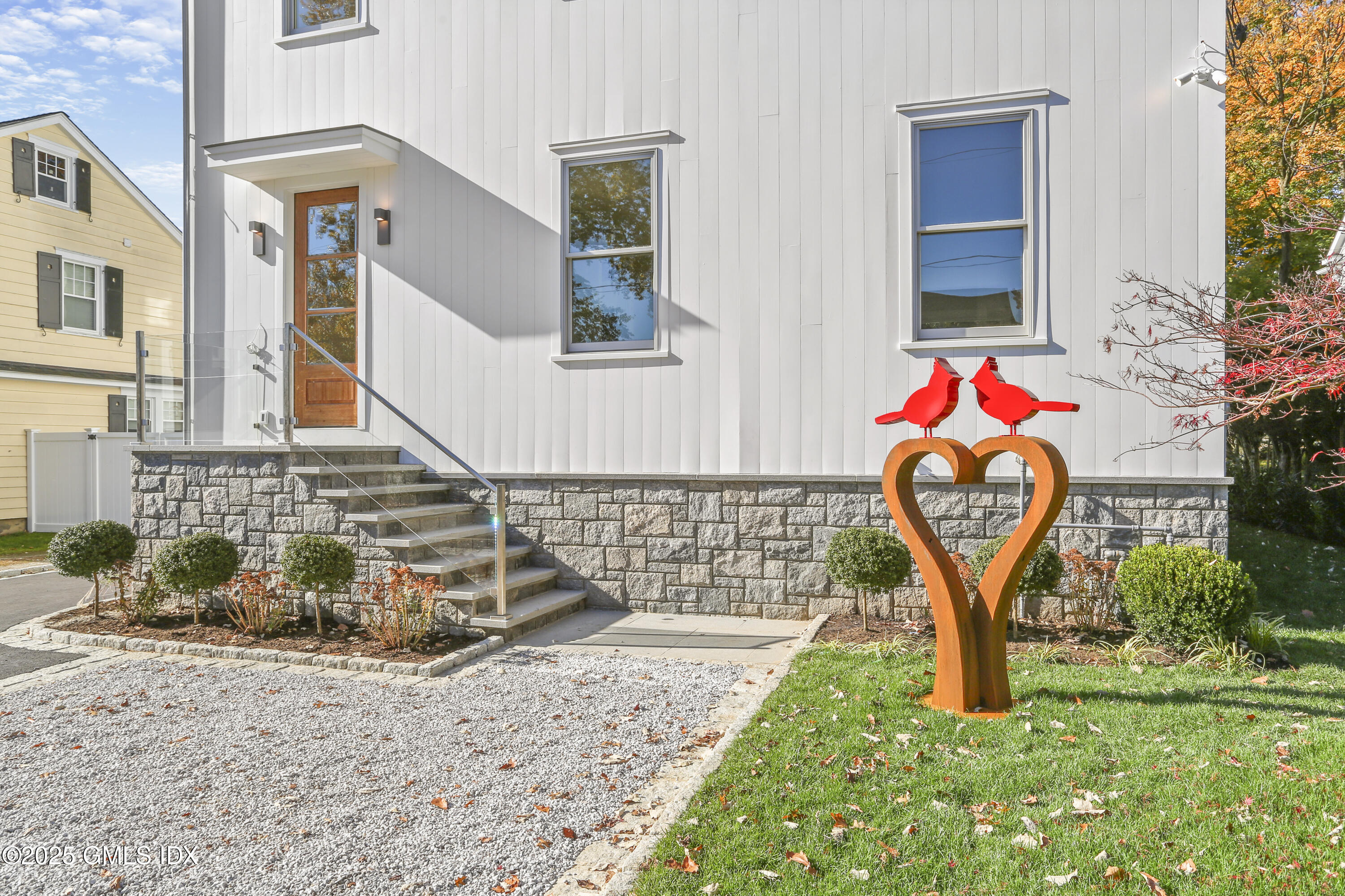 Cos Cob, Connecticut 06807, United States, 4 Bedrooms Bedrooms, ,5 BathroomsBathrooms,Residential,Contingent,116768