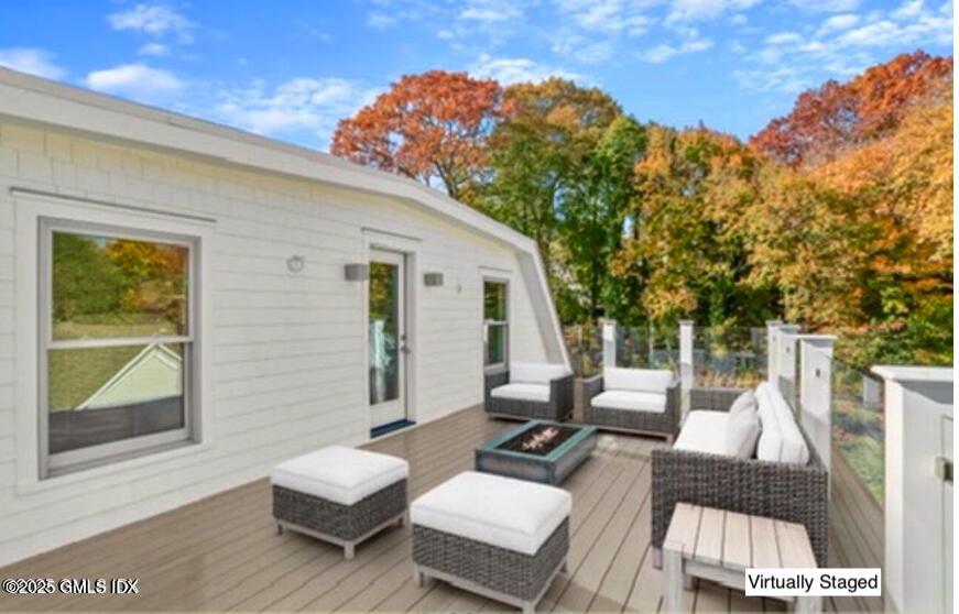 Cos Cob, Connecticut 06807, United States, 4 Bedrooms Bedrooms, ,5 BathroomsBathrooms,Residential,Contingent,116768